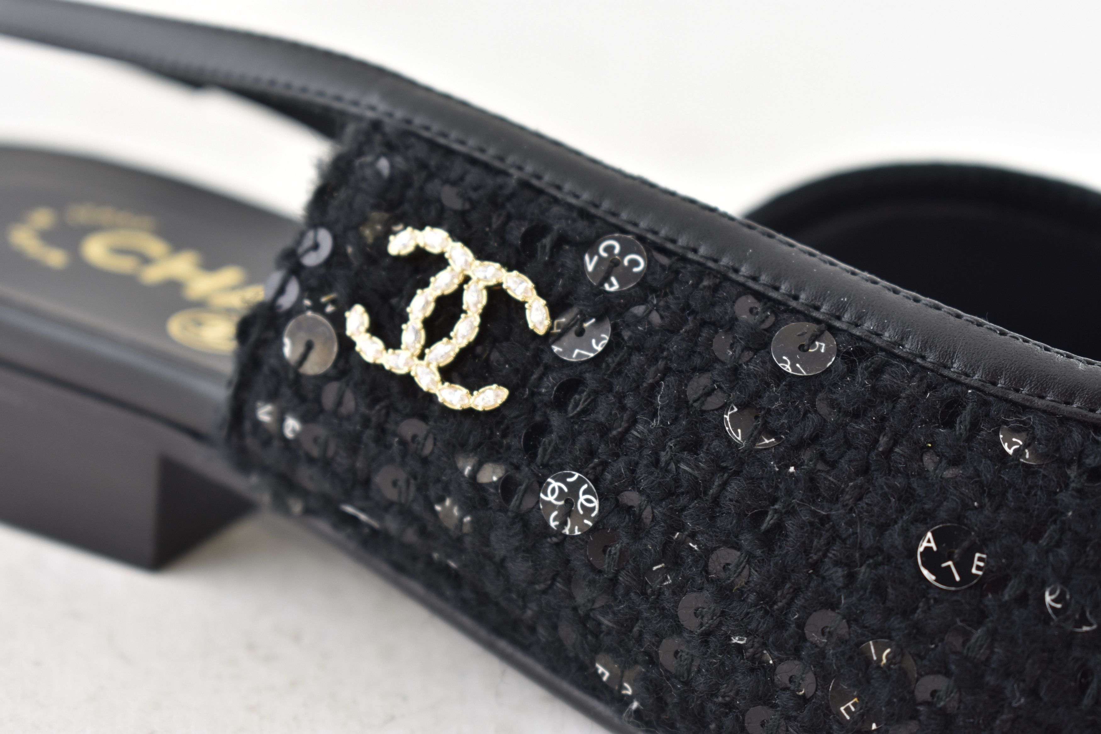 Chanel Chanel 24K Black Tweed CC Logo Slingback Ballet Flat 37 Size US 7 / IT 37 - 11 Thumbnail