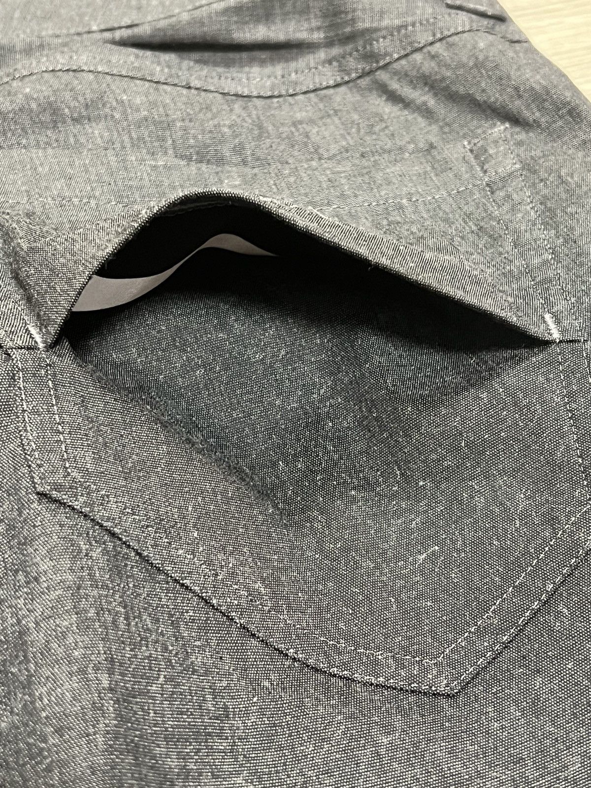 Arc'teryx Arcteryx men’s reflective pants size 36 Size US 36 / EU 52 - 10 Thumbnail