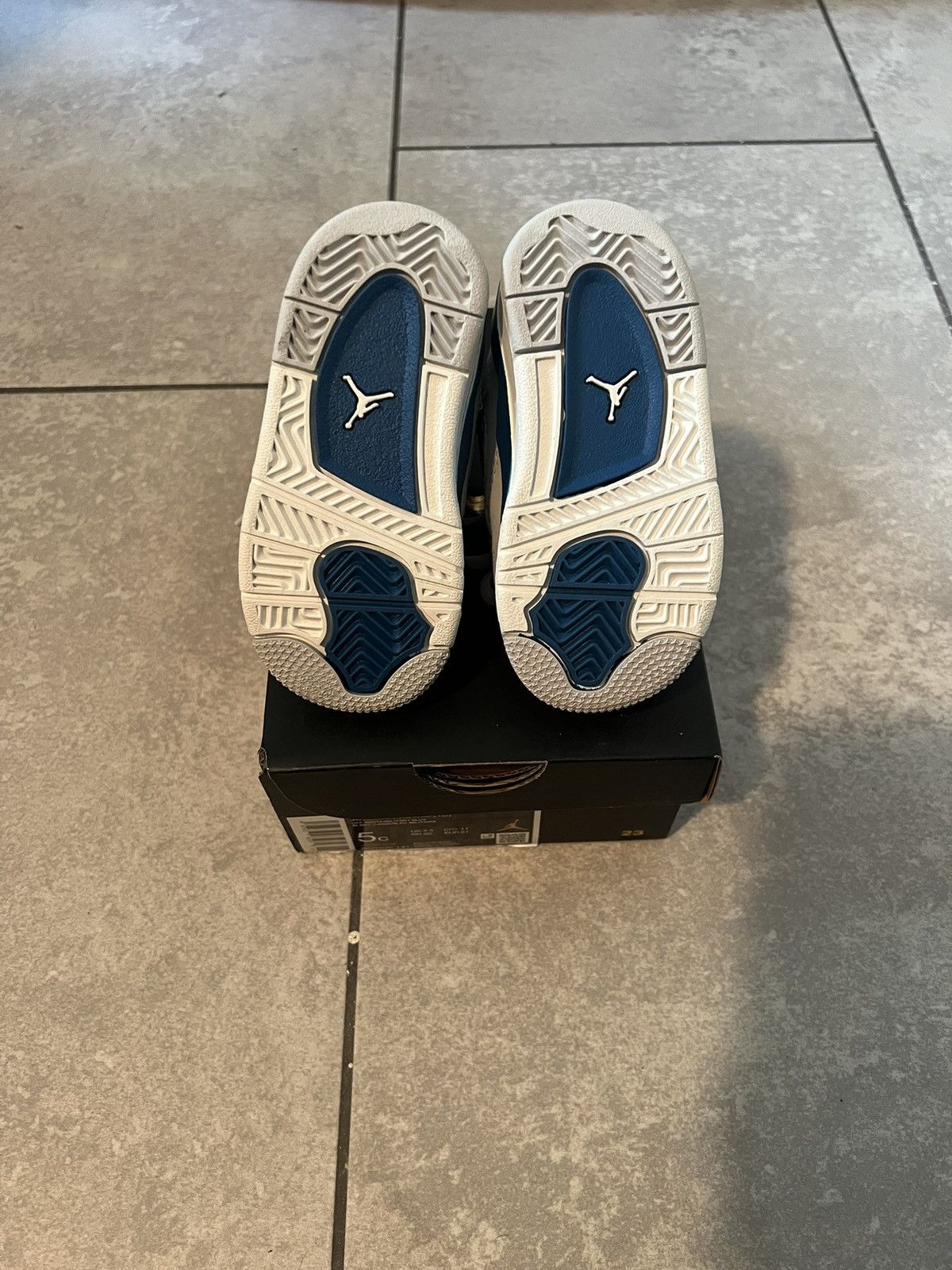 Jordan Brand Air Jordan 4 Toddler Retro ‘Military Blue’ (2024) Size 5C Size US 5 / EU 37 - 7 Thumbnail