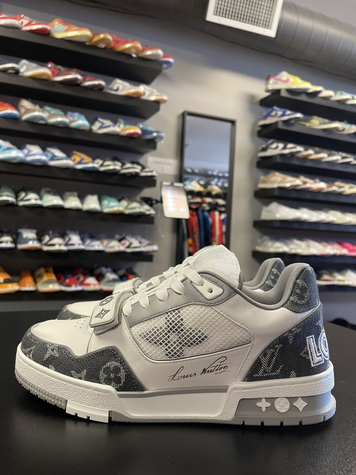 Louis Vuitton Size 5UK/6US - Louis Vuitton Trainer Grey Brand New 1ADF0Y Size US 6 / EU 39 - 1 Thumbnail