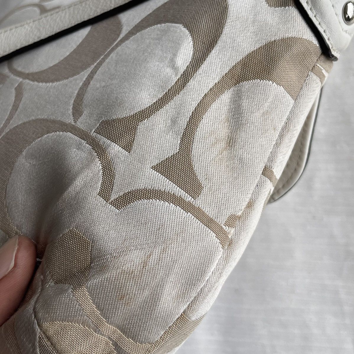 Coach Coach Signature 2 Way Sling Bag Size ONE SIZE - 17 Thumbnail
