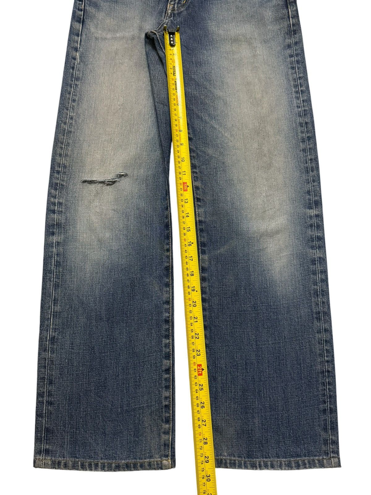 Uniqlo Vintage Y2K Japan Uniqlo Blue Faded Wash Distress Wide Leg Size US 30 / EU 46 - 10 Thumbnail