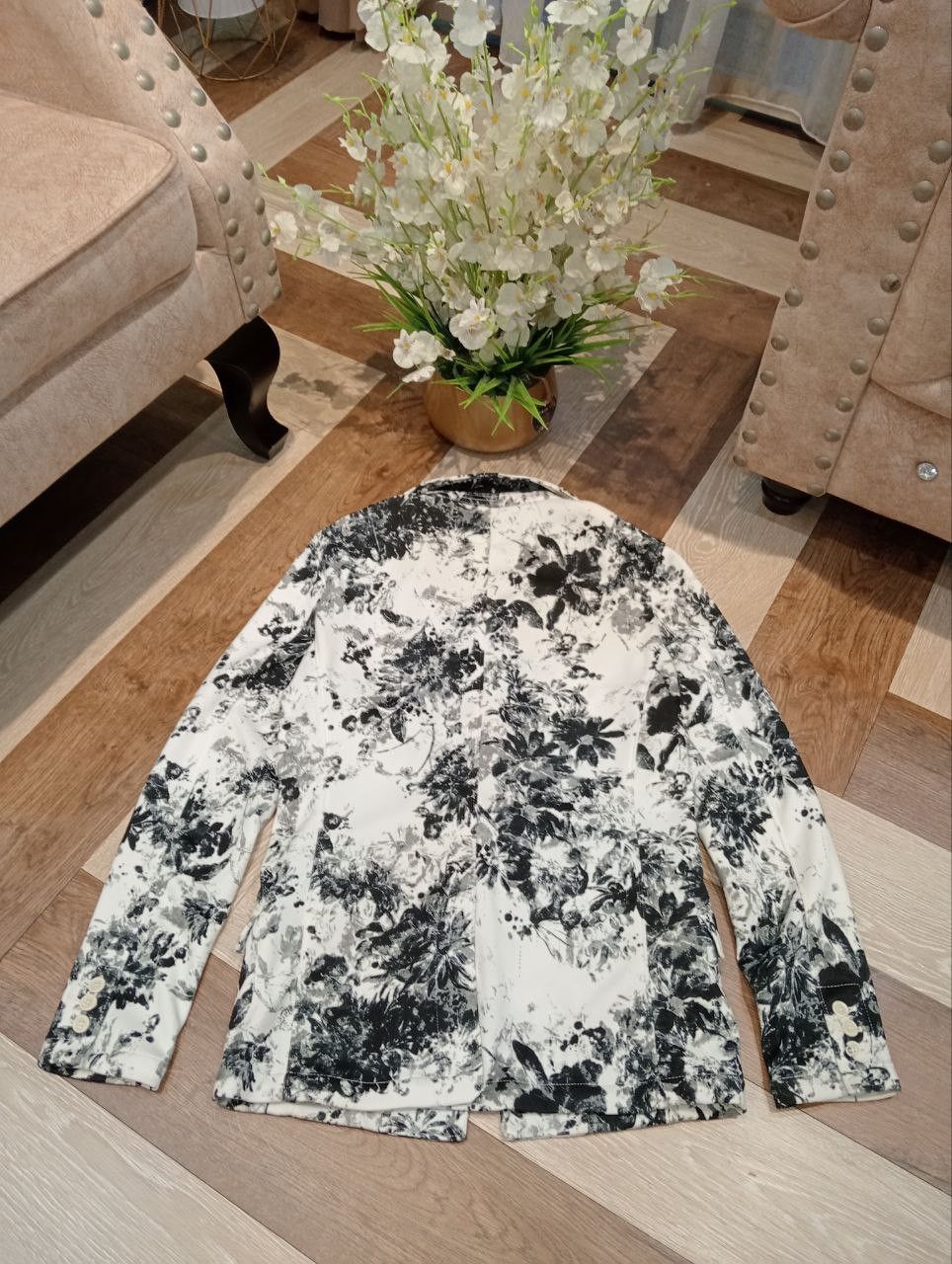 Tornado Mart TORNADO MART JAPAN FLORAL BLACK & WHITE BLAZER JACKET Size US L / EU 52-54 / 3 - 14 Thumbnail