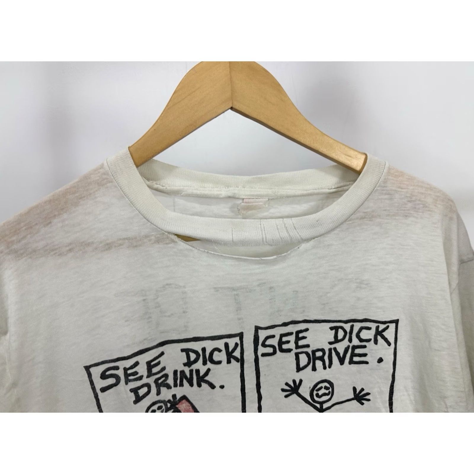 Vintage VINTAGE Don't Be A Dick Drink & Drive Drunk AA Paper Thin Burnout Worn T-Shirt L Size US L / EU 52-54 / 3 - 7 Thumbnail