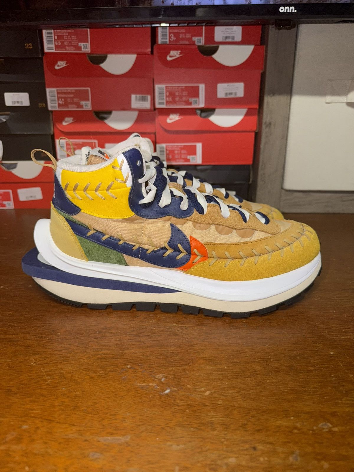 Nike × Sacai Nike Sacai X Jean Paul Gaultier X VaporWaffle Sesame size 12 Size US 12 / EU 45 - 9 Thumbnail