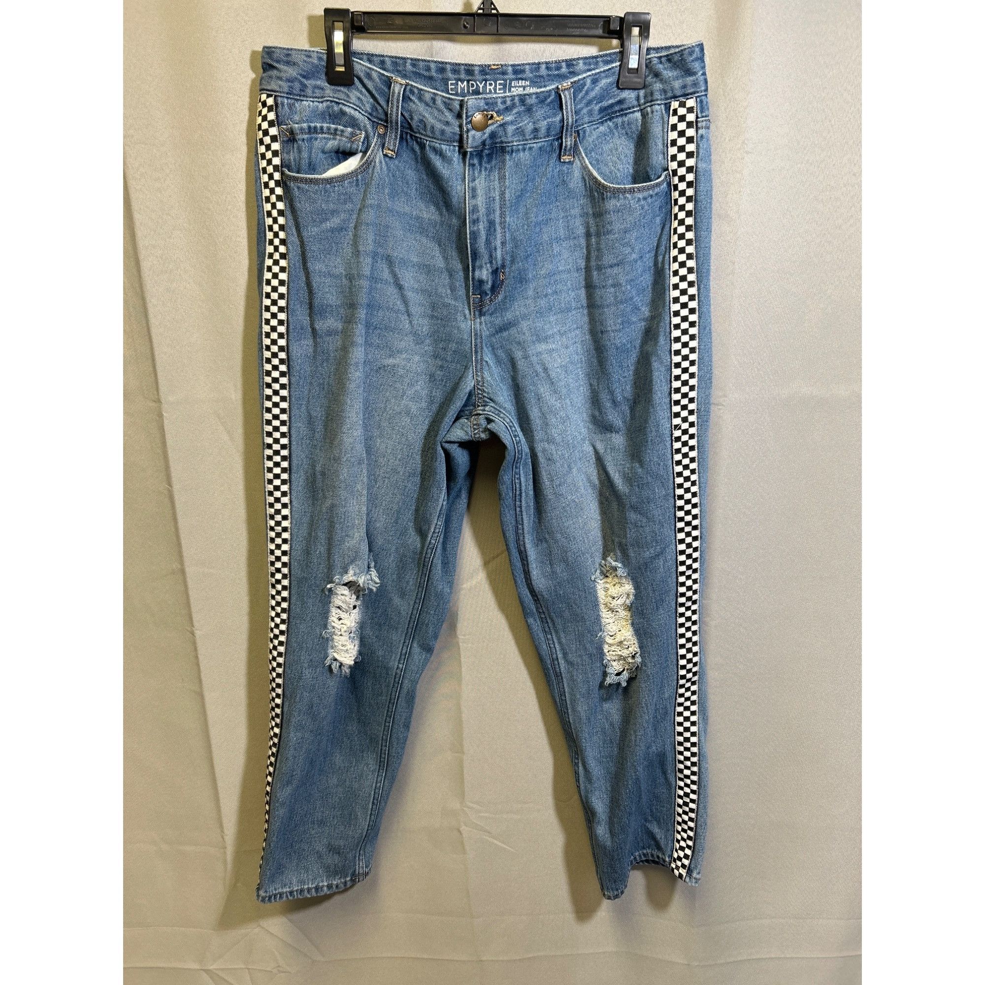 Empyre Empyre Eileen Womens Mom Jean Ripped Denim Size 13 SKU 7104 Size 31" - 1 Thumbnail
