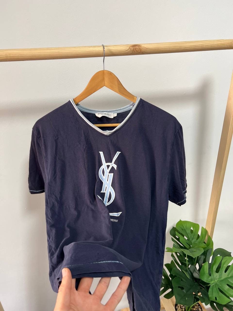 Vintage × Yves Saint Laurent Yves Saint Laurent V neck tee t-shirt vintage big logo ysl L Size US L / EU 52-54 / 3 - 15 Thumbnail