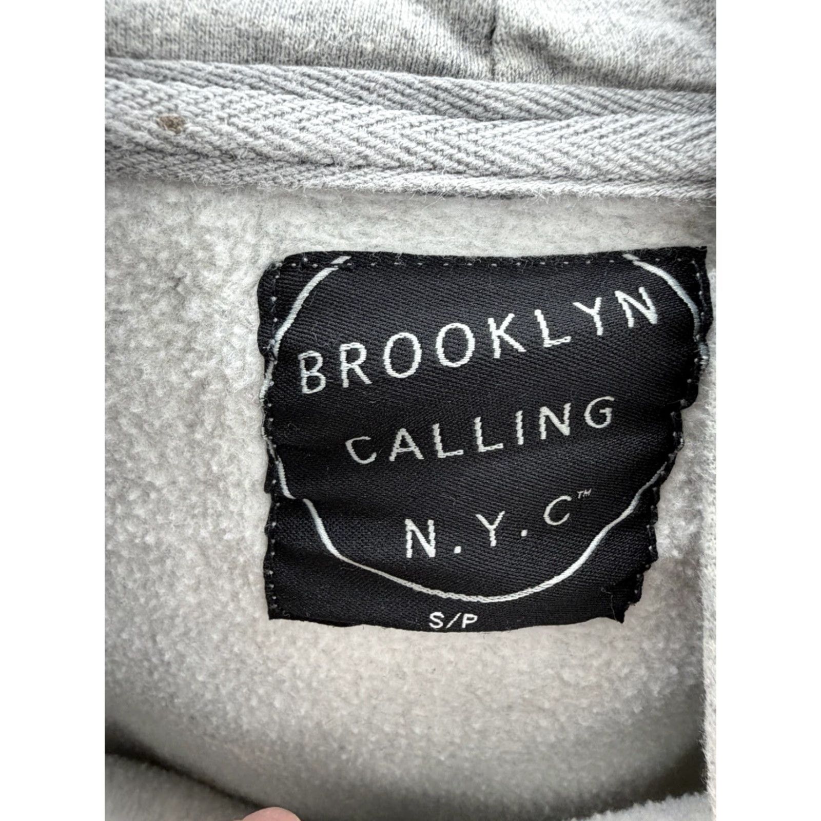 Vintage Brooklyn Calling NYC Womens Sweatshirt Size Small Gray Graphic Hooded Pullover Size S / US 4 / IT 40 - 4 Thumbnail