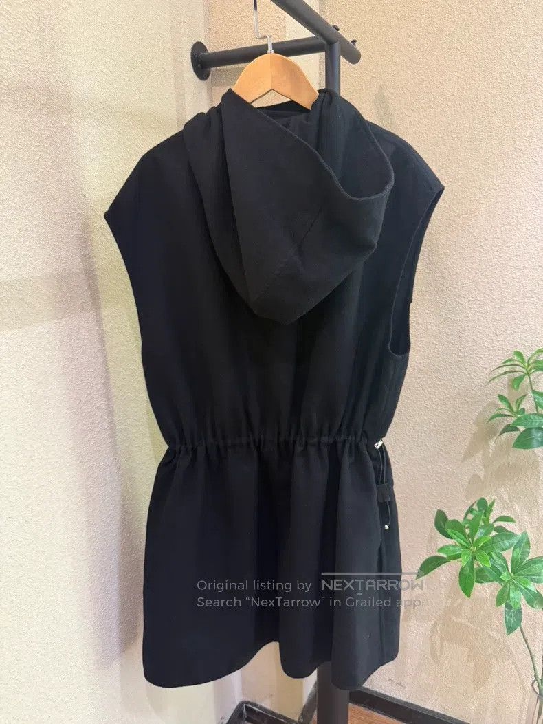 Hermes Hermes Black Hooded Vest Dress, 86% Cashmere, 14% Silk Fab Size XS / US 0-2 / IT 36-38 - 2 Thumbnail