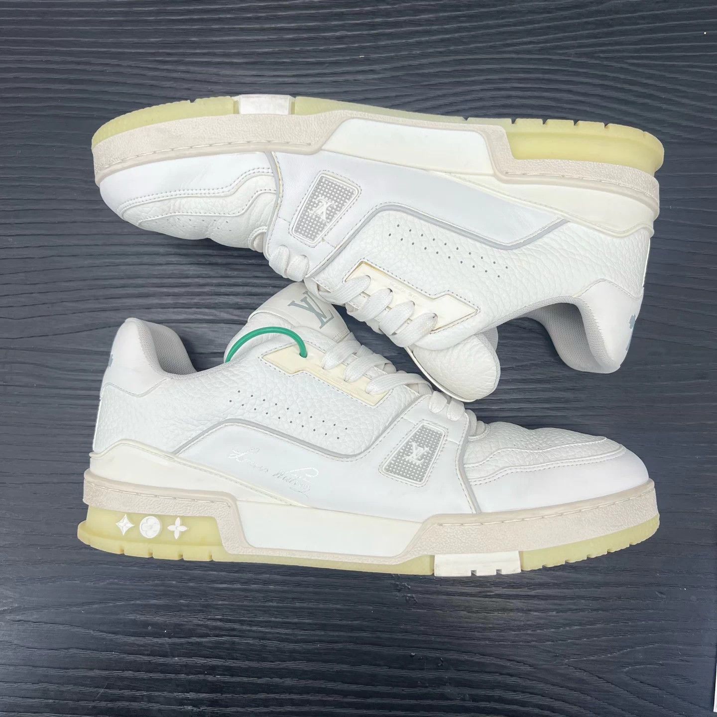 Louis Vuitton LV Trainer White Cement 8.5 Near New Original Box Size US 8.5 / EU 41-42 - 4 Thumbnail