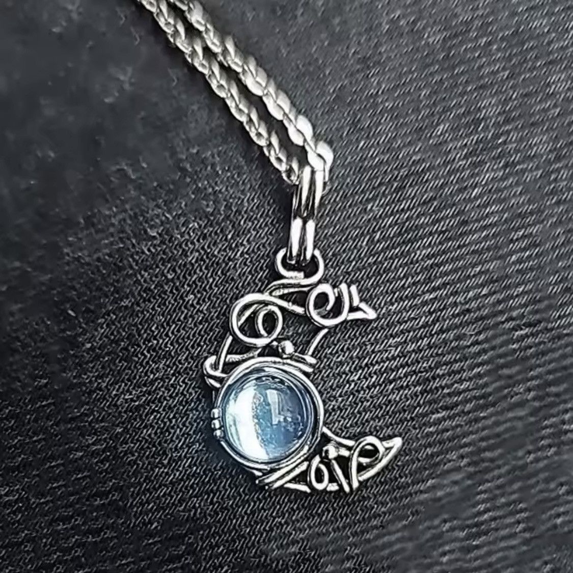 Jewelry Silver moon necklace Size ONE SIZE - 4 Thumbnail