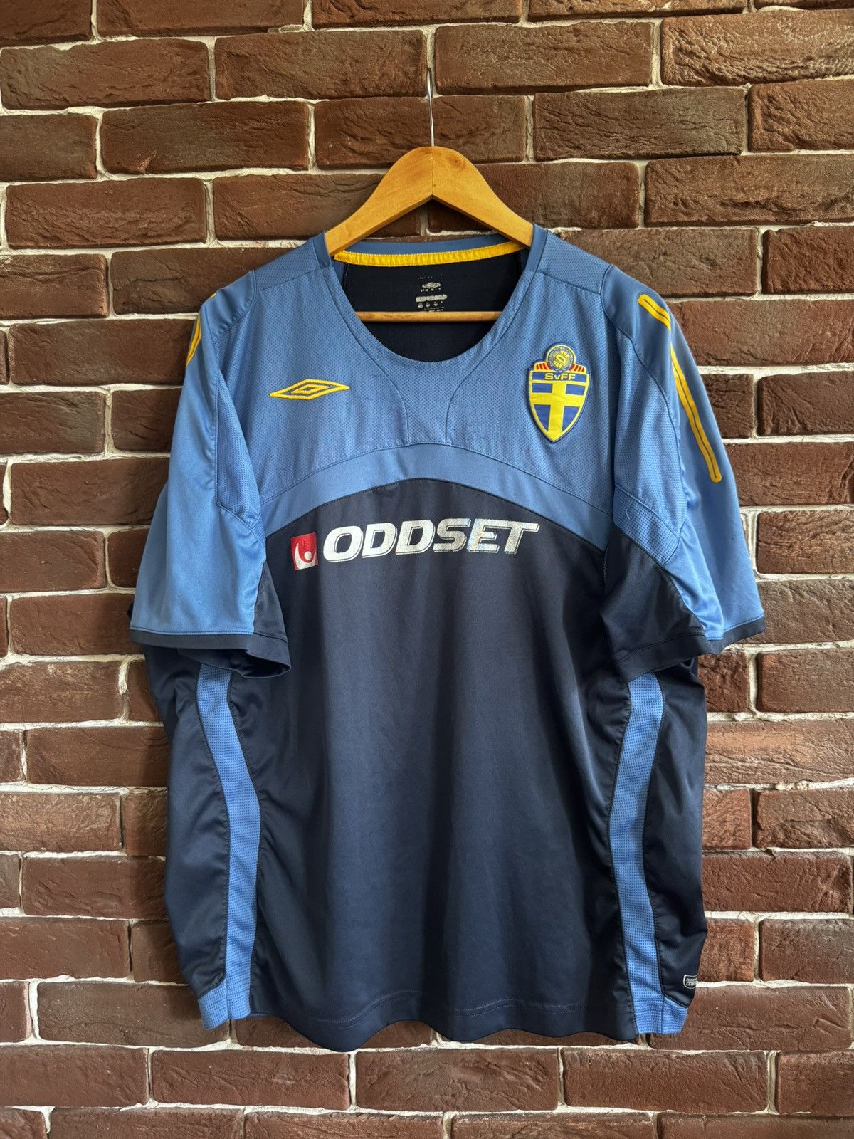 Umbro Rare Vintage 00s Umbro Sweden Team xxl blue Jersey Soccer Size US XXL / EU 58 / 5 - 1 Thumbnail