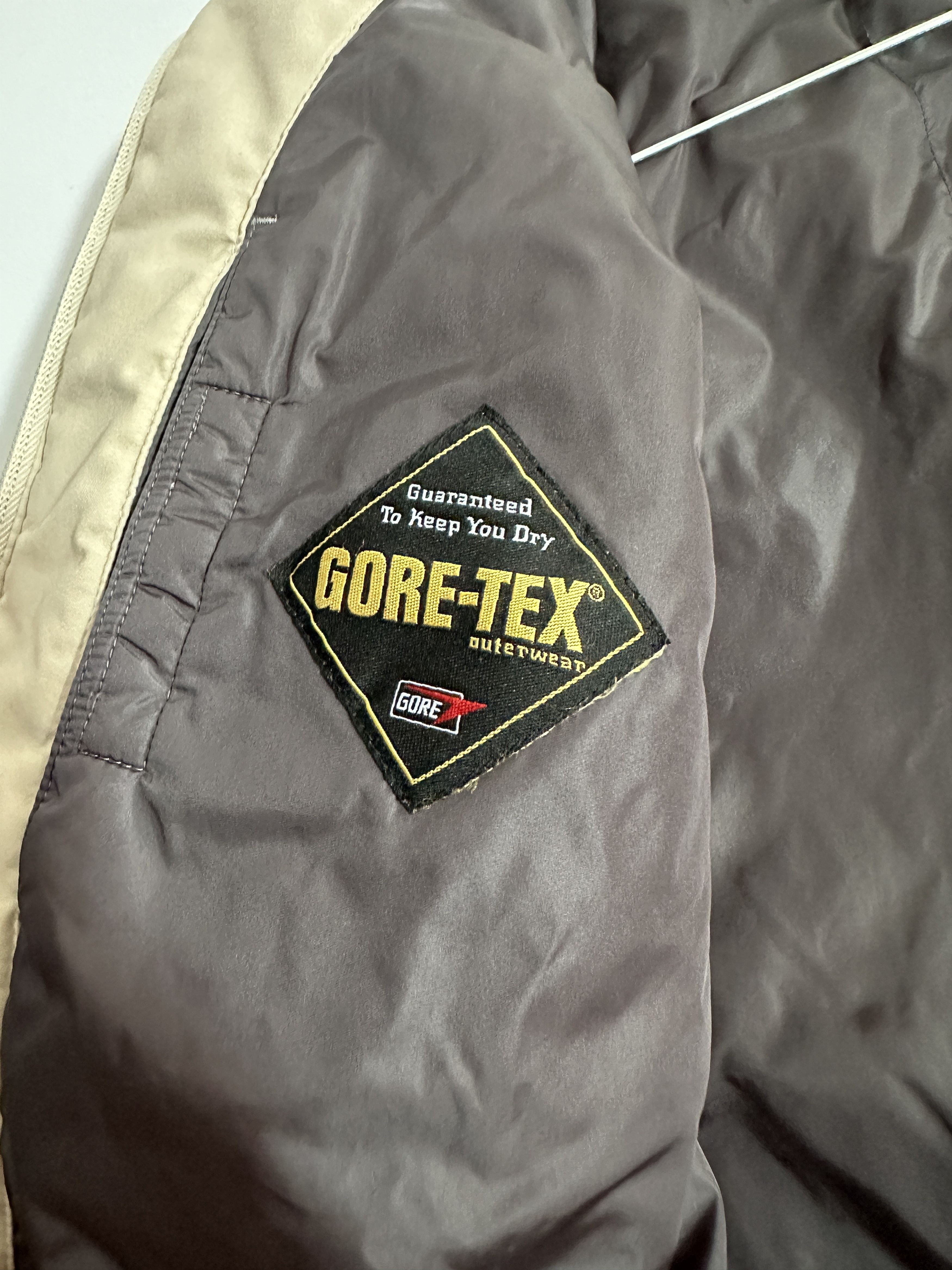 Prada Prada Goretex Weatherproof Bomber Light Jacket Size M Size M / US 6-8 / IT 42-44 - 18 Thumbnail