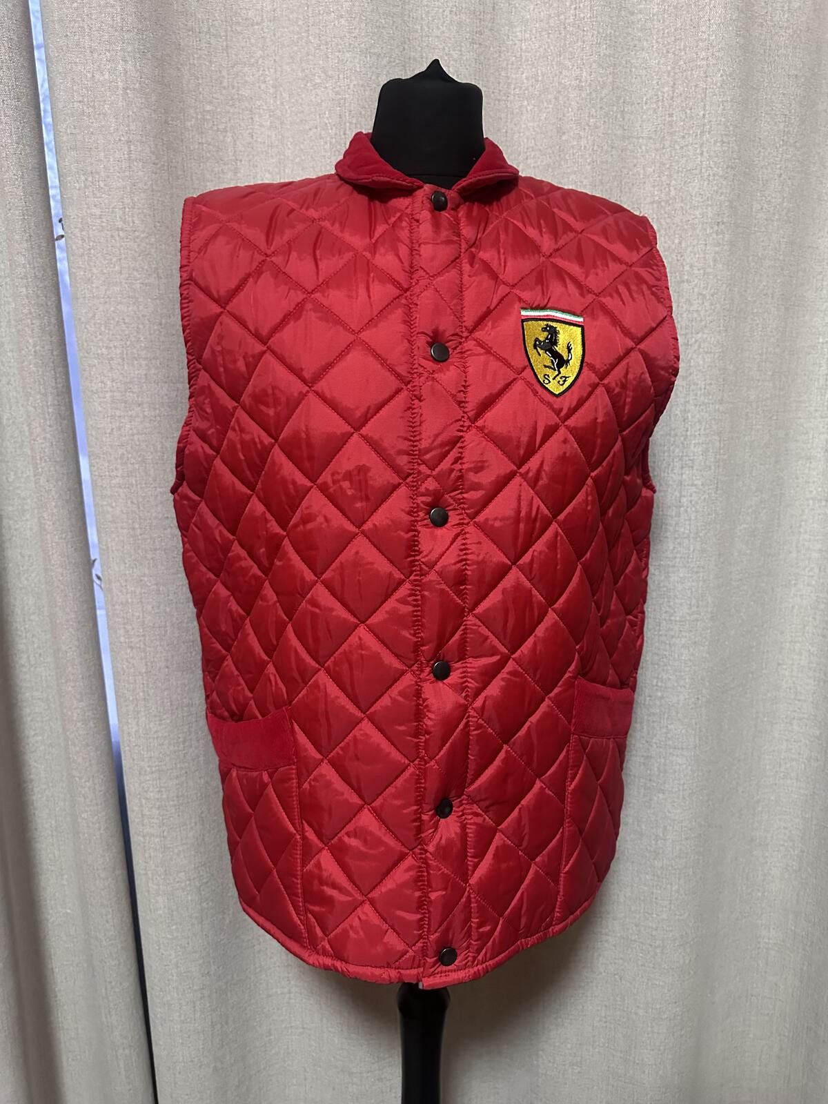 Ferrari Ferrari Racing 96 Formula 1 F1 Vest Red Quilted XL Size US XL / EU 56 / 4 - 3 Thumbnail