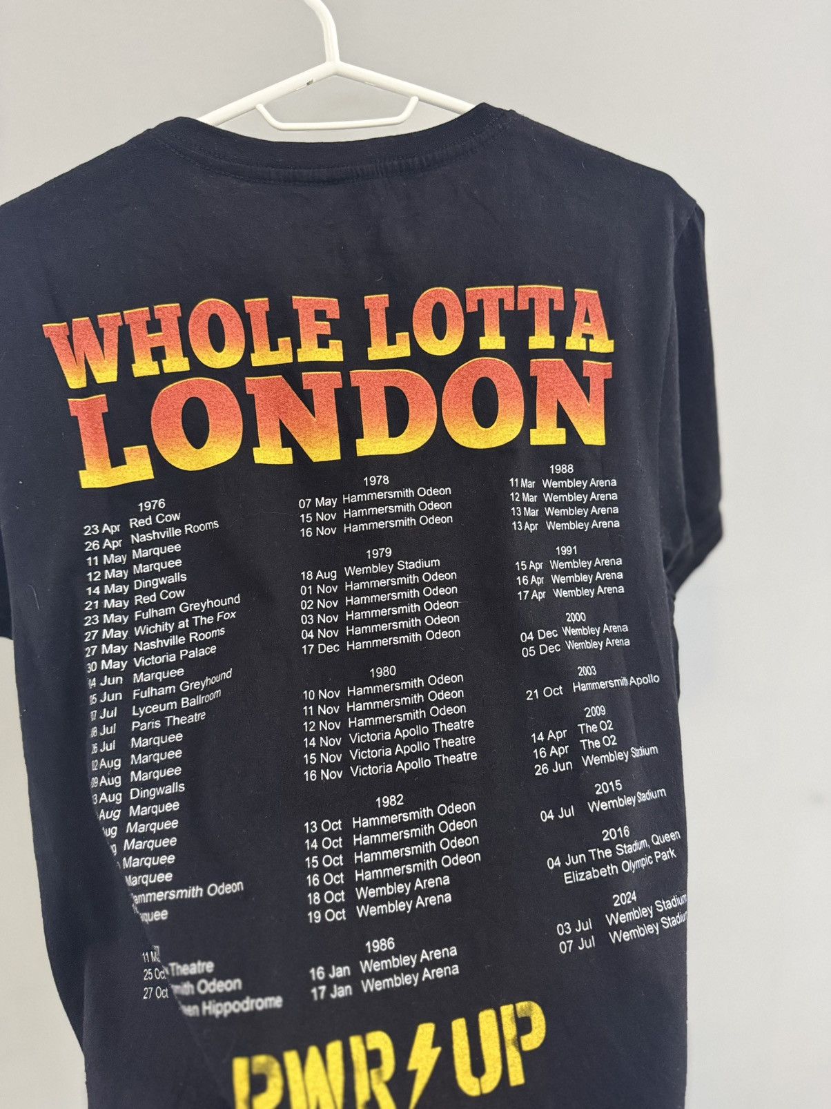 Band Tees × Vintage AC/DC T-SHIRT WHOLE LOTTA ROSIE TOUR 2024 LONDON Size US M / EU 48-50 / 2 - 7 Thumbnail