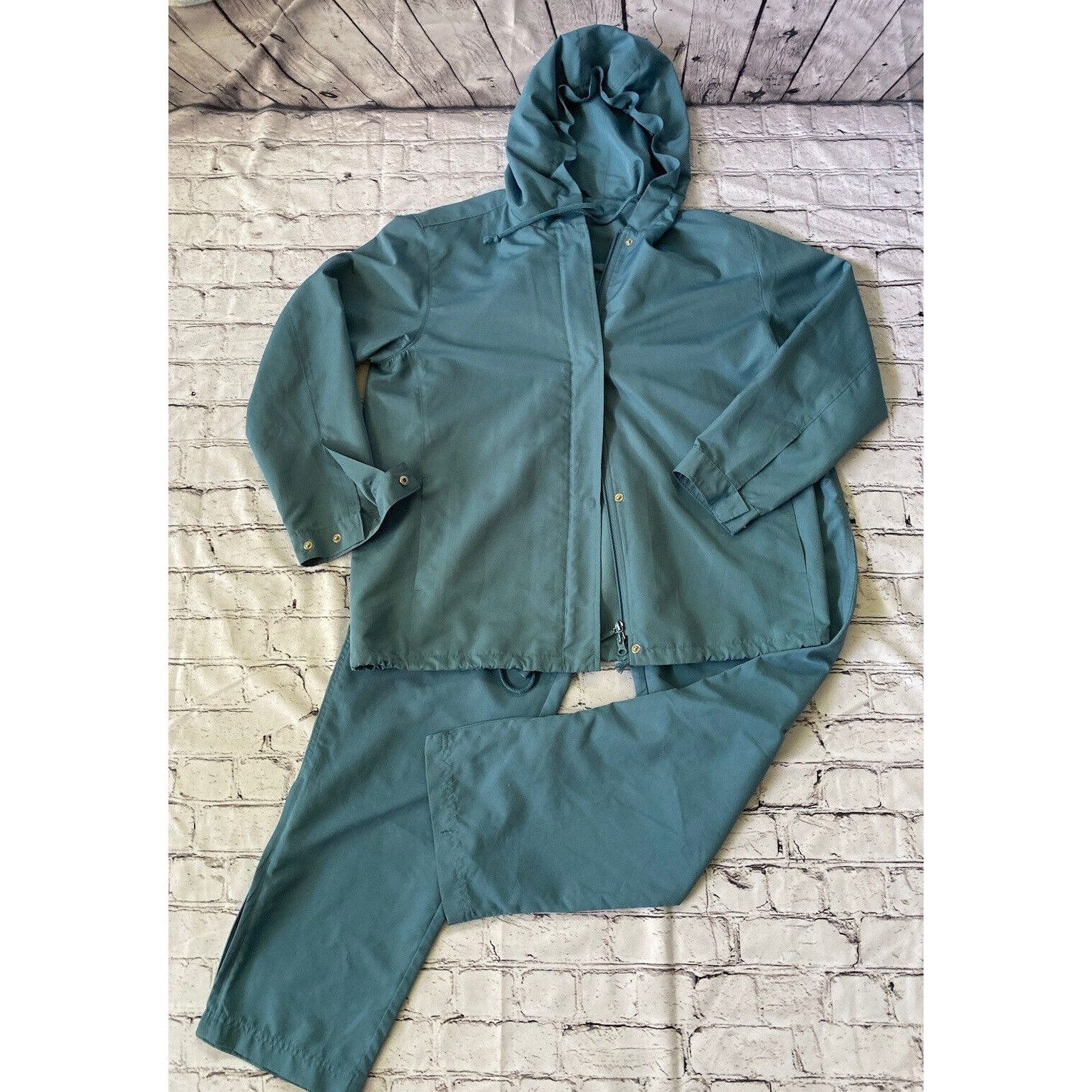 image of Women's Vintage Izod Two Piece Hooded Track Suit Green Jacke (Size 26)