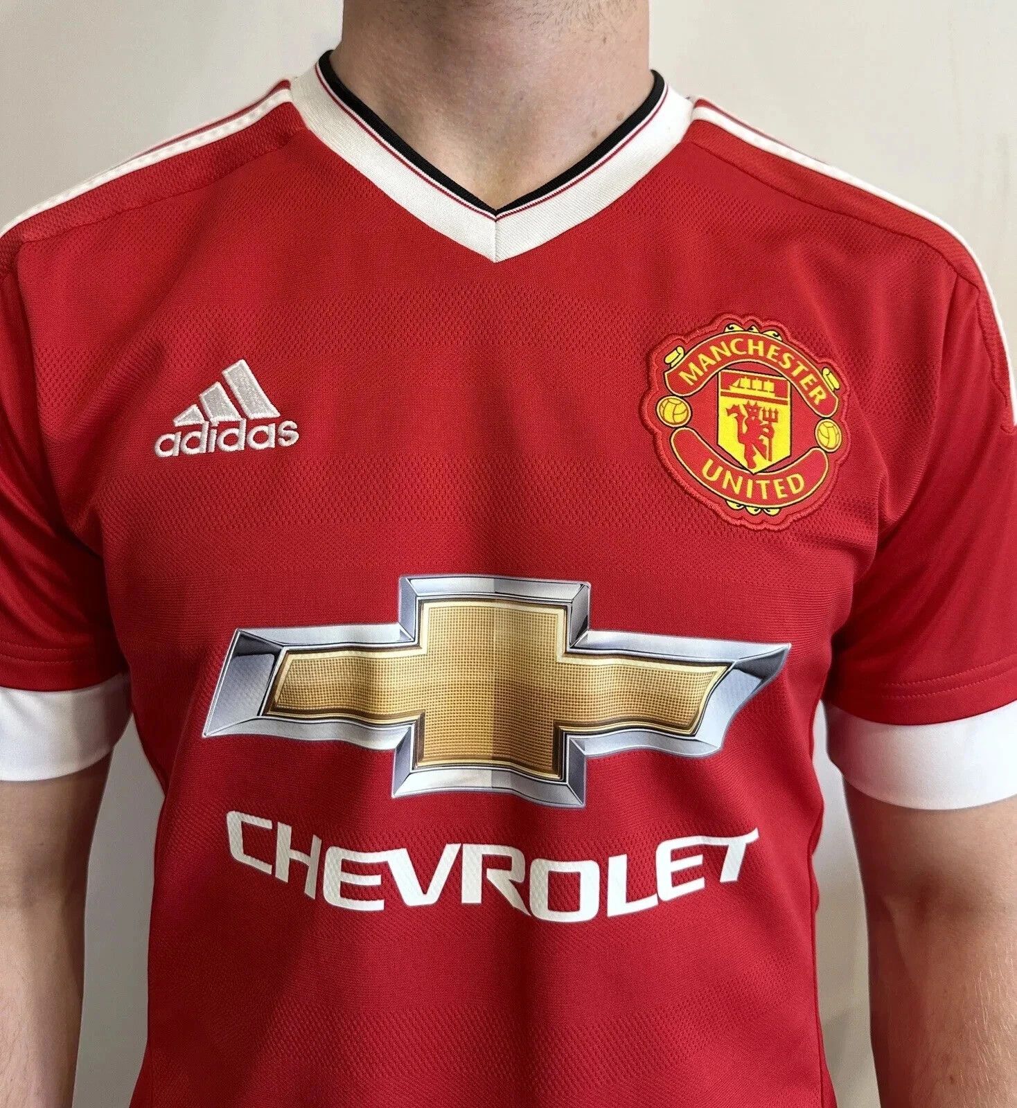 Adidas MANCHESTER UNITED 2015 2016 HOME JERSEY SOCER FOOTBALL MENS Size US S / EU 44-46 / 1 - 2 Thumbnail