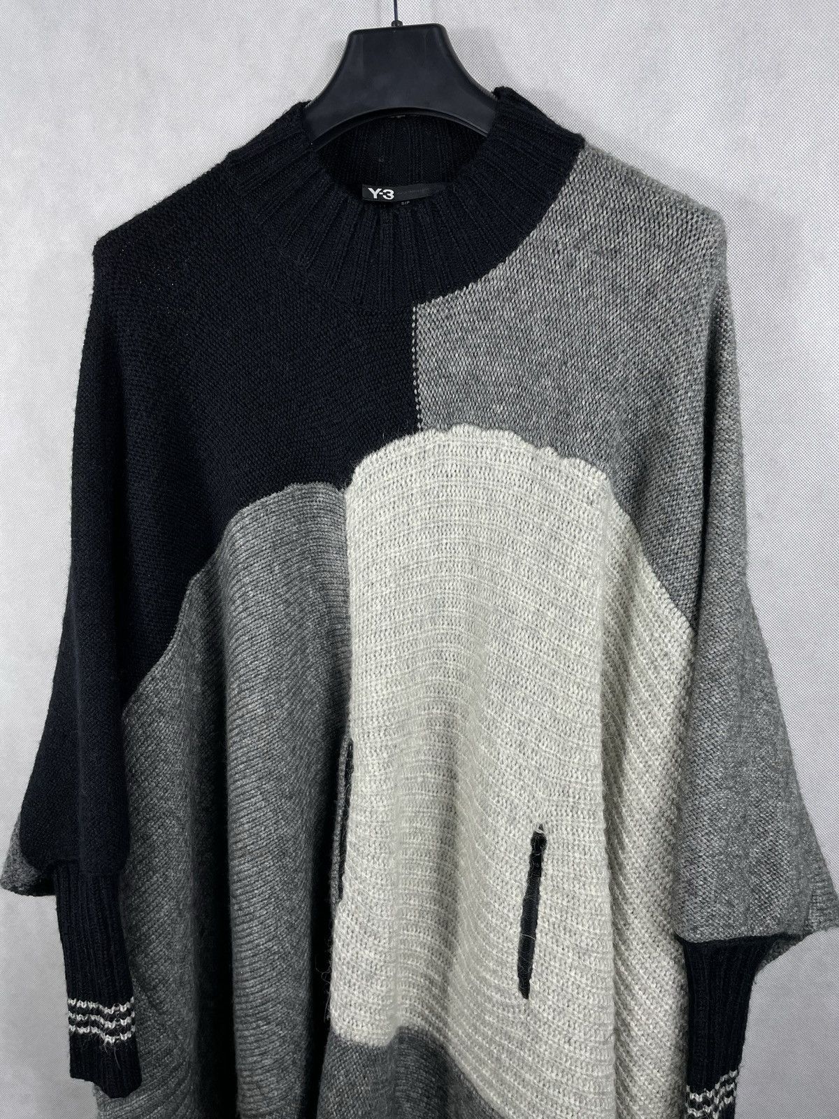 Adidas × Y-3 × Yohji Yamamoto Y-3 Yohji Yamamoto Alpaca Wool Colorblock Poncho Sweater Size US M / EU 48-50 / 2 - 8 Thumbnail