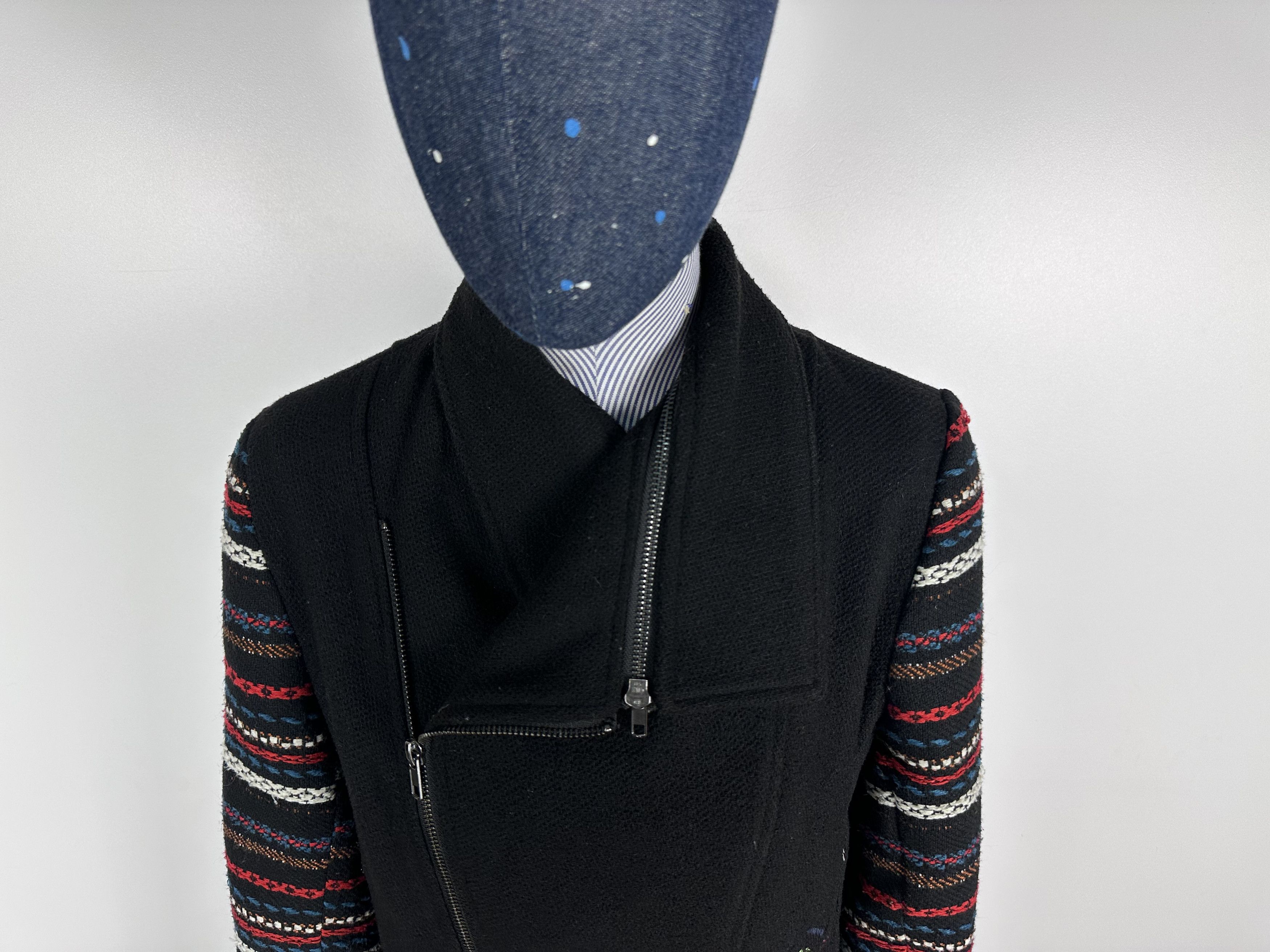 Desigual Desigual Coat Women’s Black Short Line Geometric Zip Size 36 Size XS / US 0-2 / IT 36-38 - 3 Thumbnail