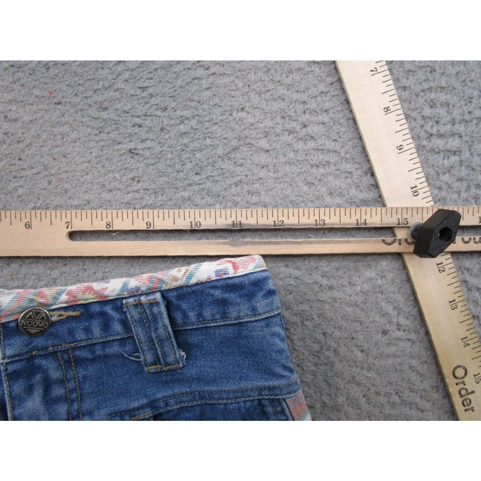 Vintage VINTAGE County Seat High Waisted Mom Blue Denim Jean Shorts Size 4 90s 5-Pocket Design Womens Jeans Shorts Silhouette Classic 90s Size 27" / US 4 / IT 40 - 3 Thumbnail