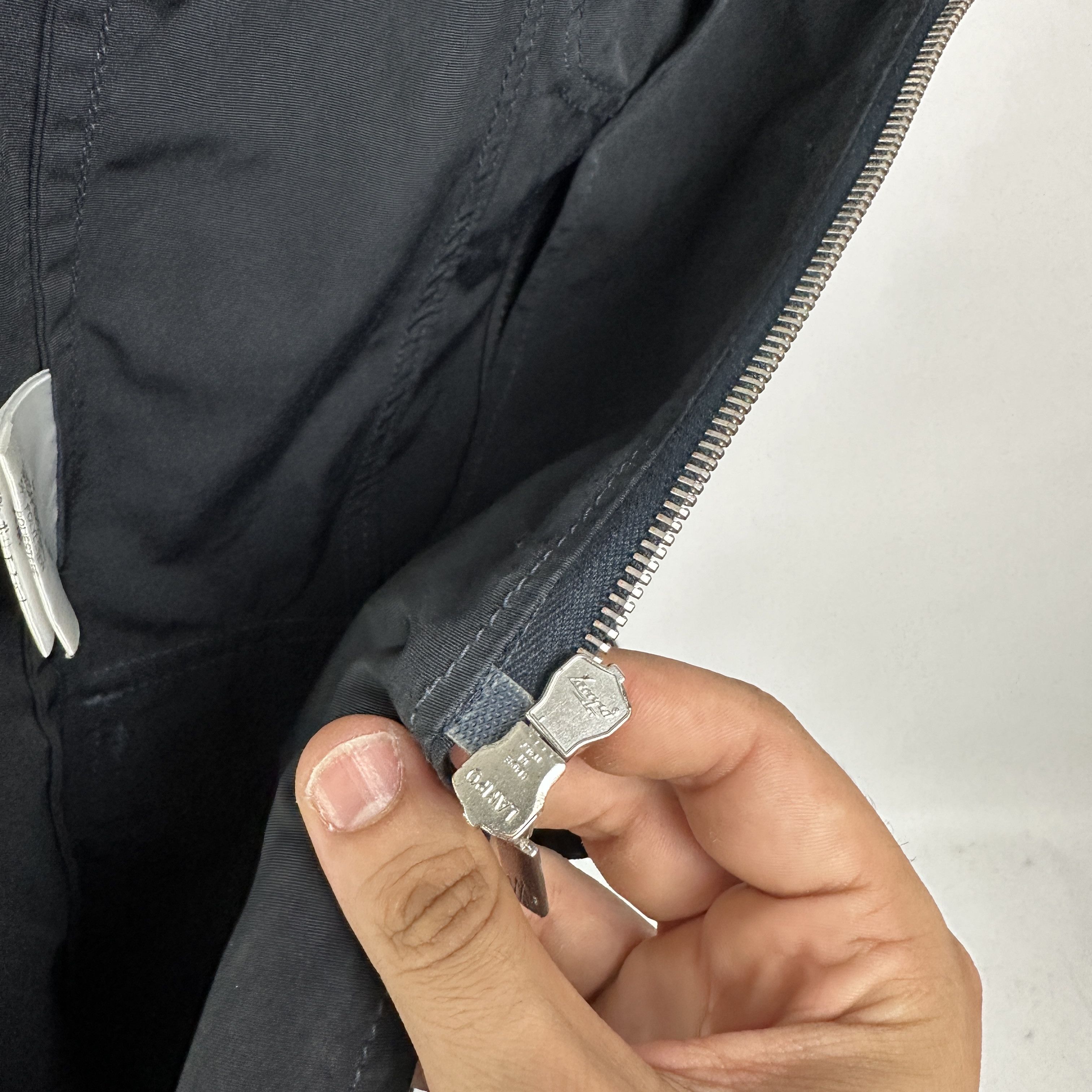 Moncler Giacca Moncler – Taglia 4 Size S / US 4 / IT 40 - 16 Thumbnail