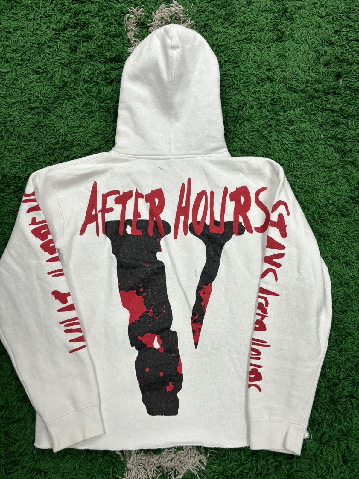 The Weeknd × Vlone Vlone X The Weekend After Hours Hoodie Medium Size US M / EU 48-50 / 2 - 2 Thumbnail