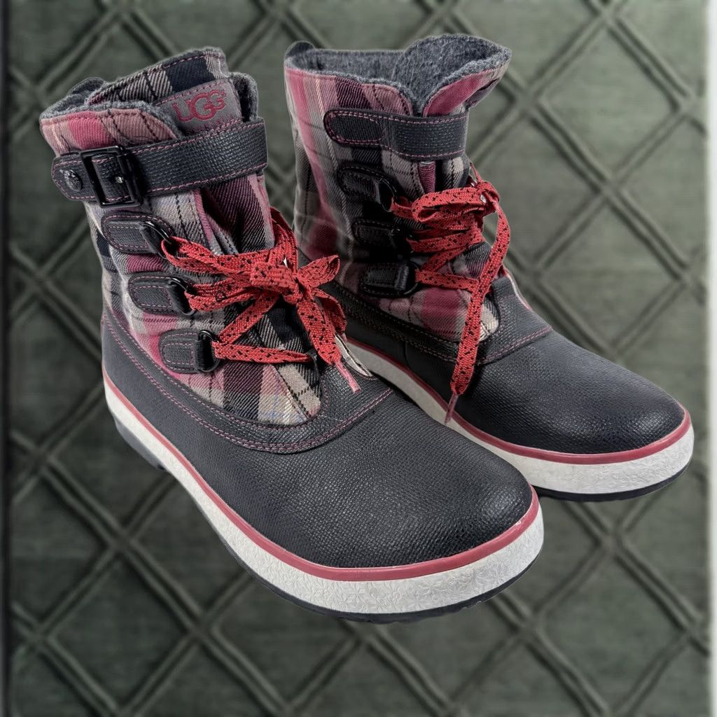 Ugg UGG Decatur Boots Women's Black/Red Plaid Waterproof Lace Up - 9 Size US 9 / IT 39 - 1 Thumbnail