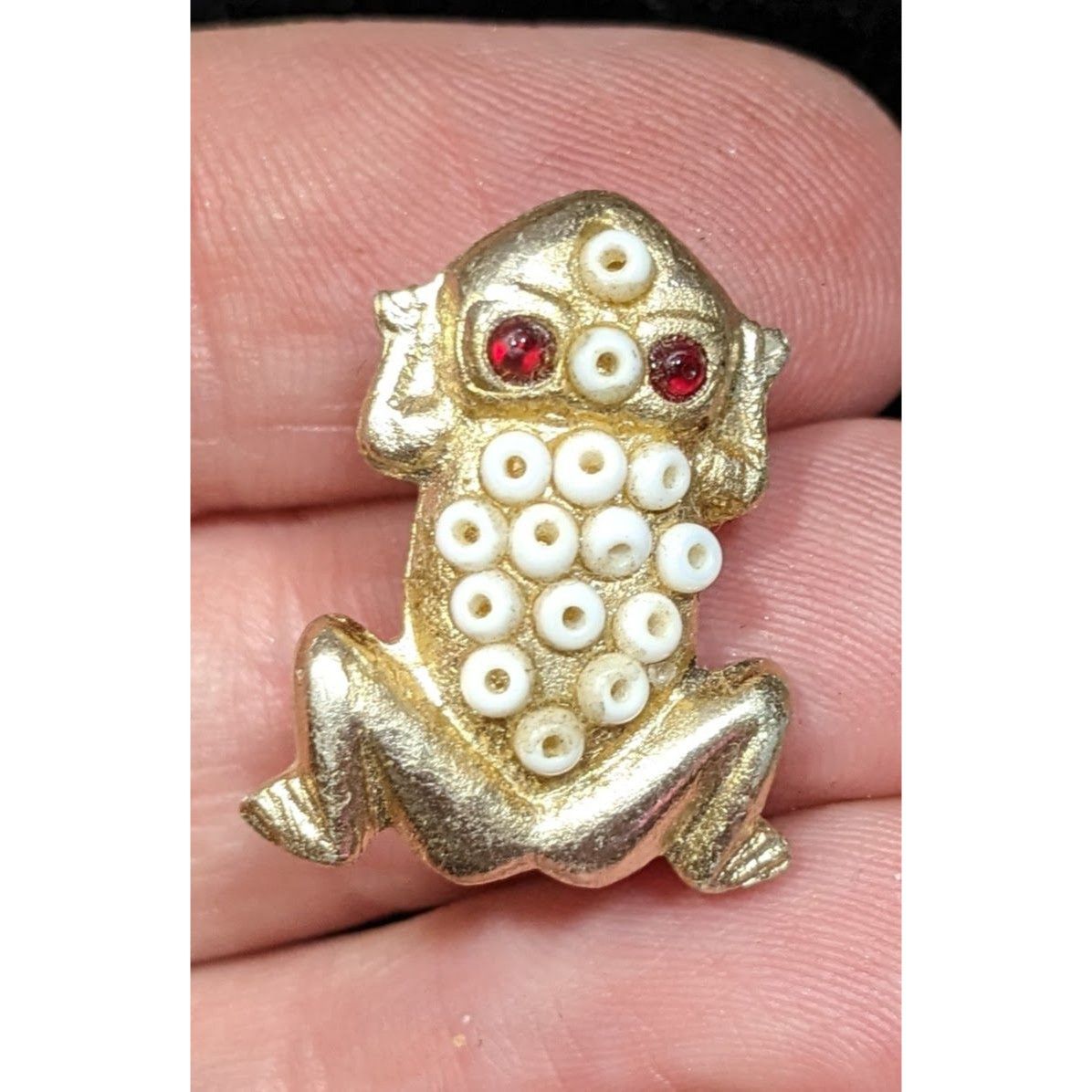 Other Vintage Beaded Gold Tone Metal Frog Brooch Made In Hong Kong Size ONE SIZE - 3 Thumbnail