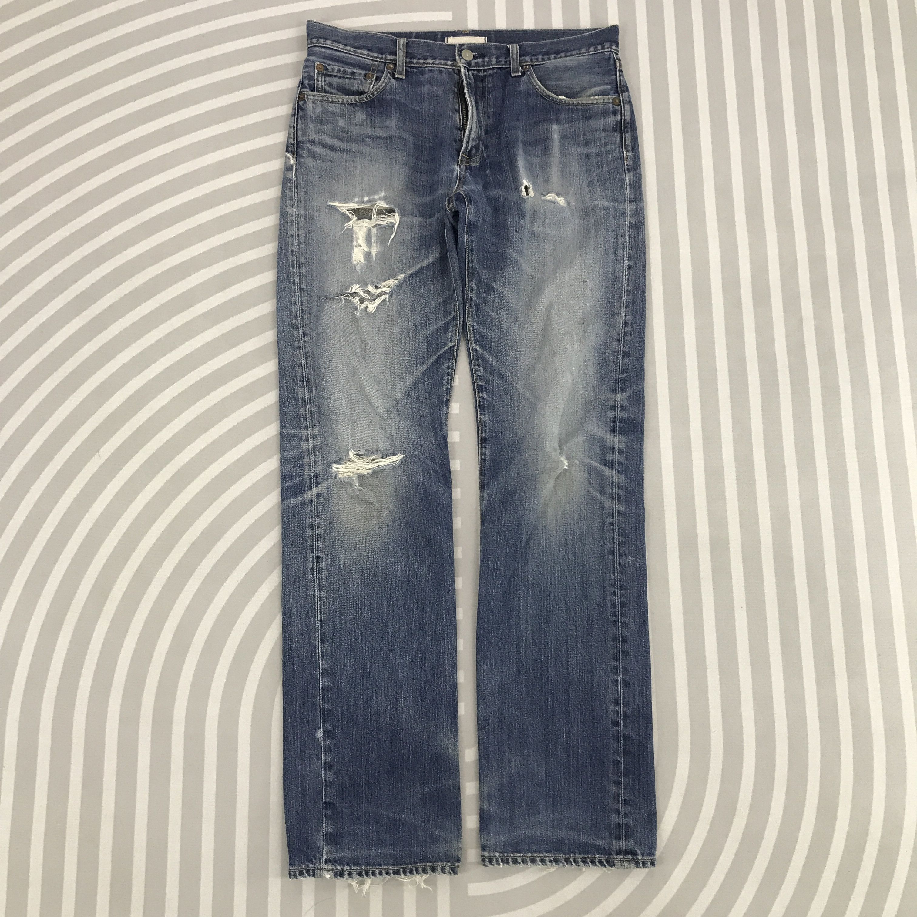 Jun Takahashi × Uniqlo Vintage Uniqlo Japan design Rare Distressed Jeans pants Size US 30 / EU 46 - 1 Thumbnail