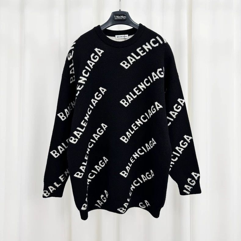 Balenciaga Balenciaga Black Bullet Print Knitted Sweater Size US S / EU 44-46 / 1 - 1 Thumbnail