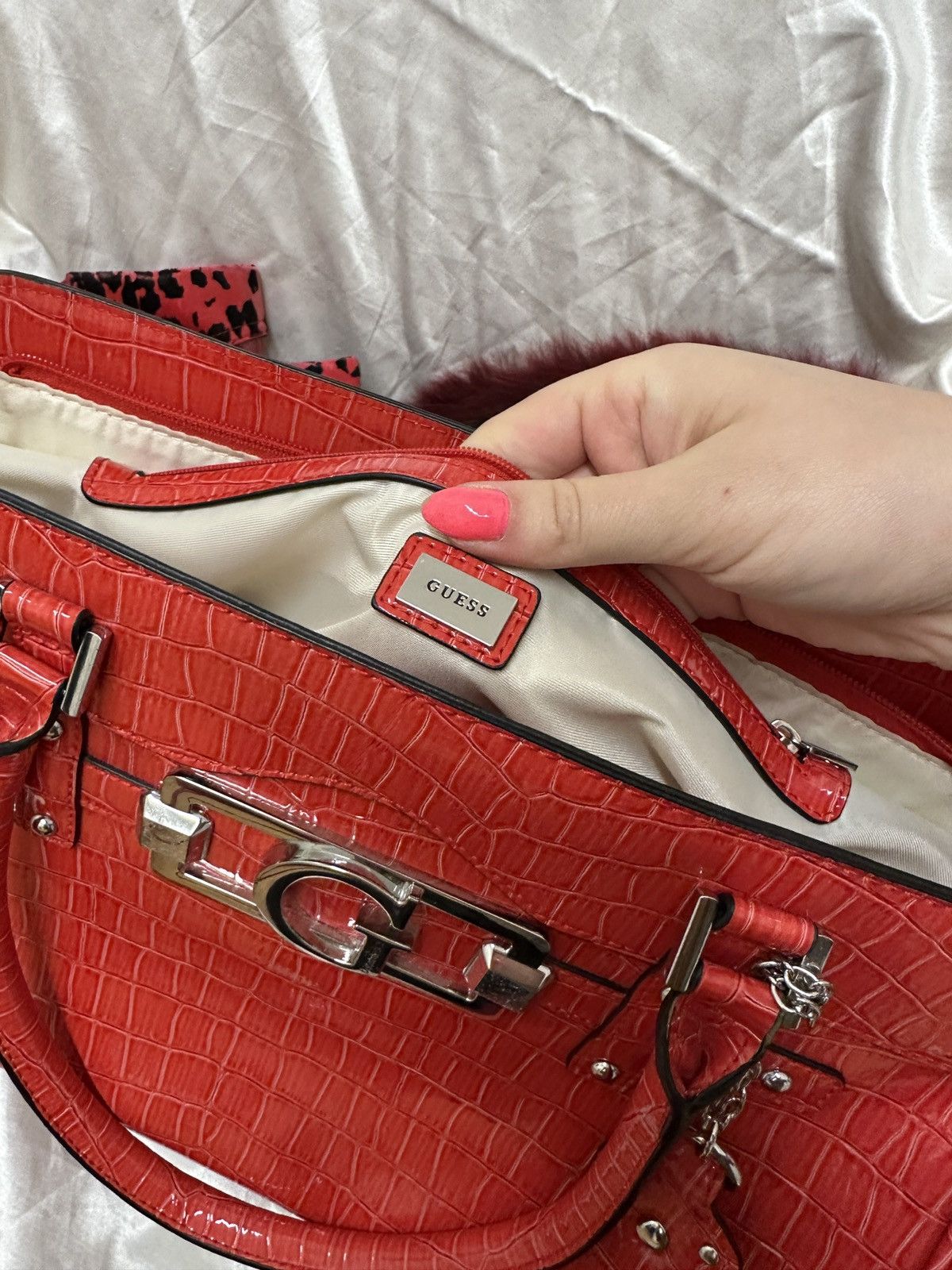 Guess Vintage Guess red leather shoulder bag Size ONE SIZE - 5 Thumbnail