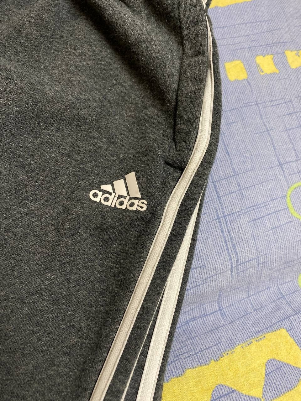 Adidas Vintage Adidas Track Pants Sweatpants Size US 38 / EU 54 - 2 Thumbnail