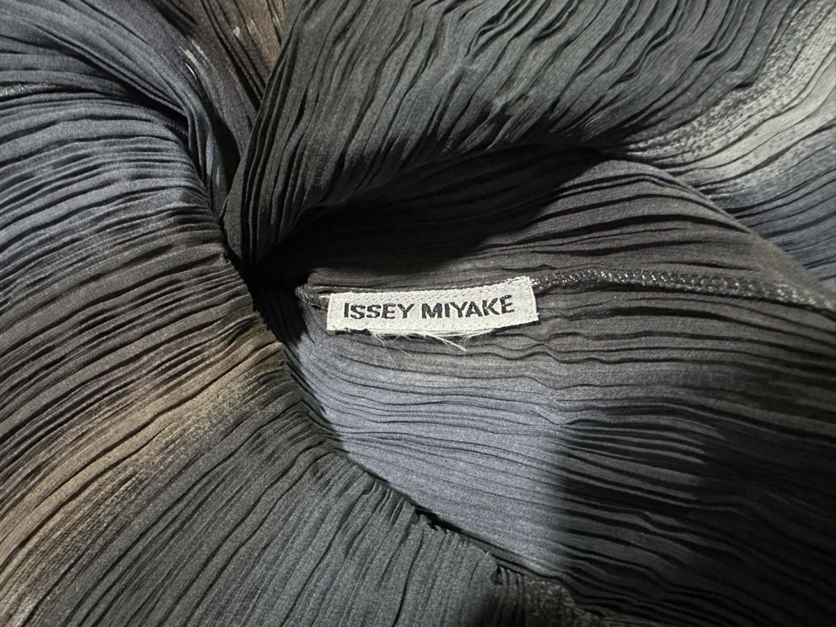 Issey Miyake 🔥1996 Vintage Issey Miyake Gradient Pleated High Neck Ls Size US L / EU 52-54 / 3 - 6 Thumbnail