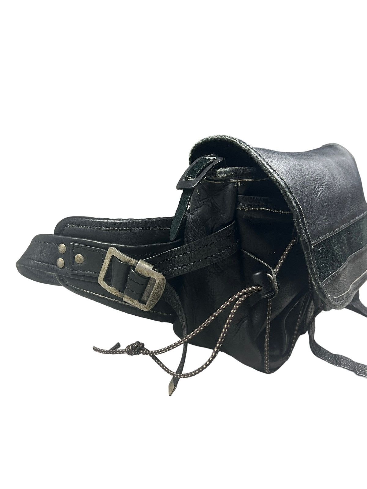 Genuine Leather Corbo 🇯🇵 Genuine Leather Crossbody Bag Size ONE SIZE - 5 Thumbnail