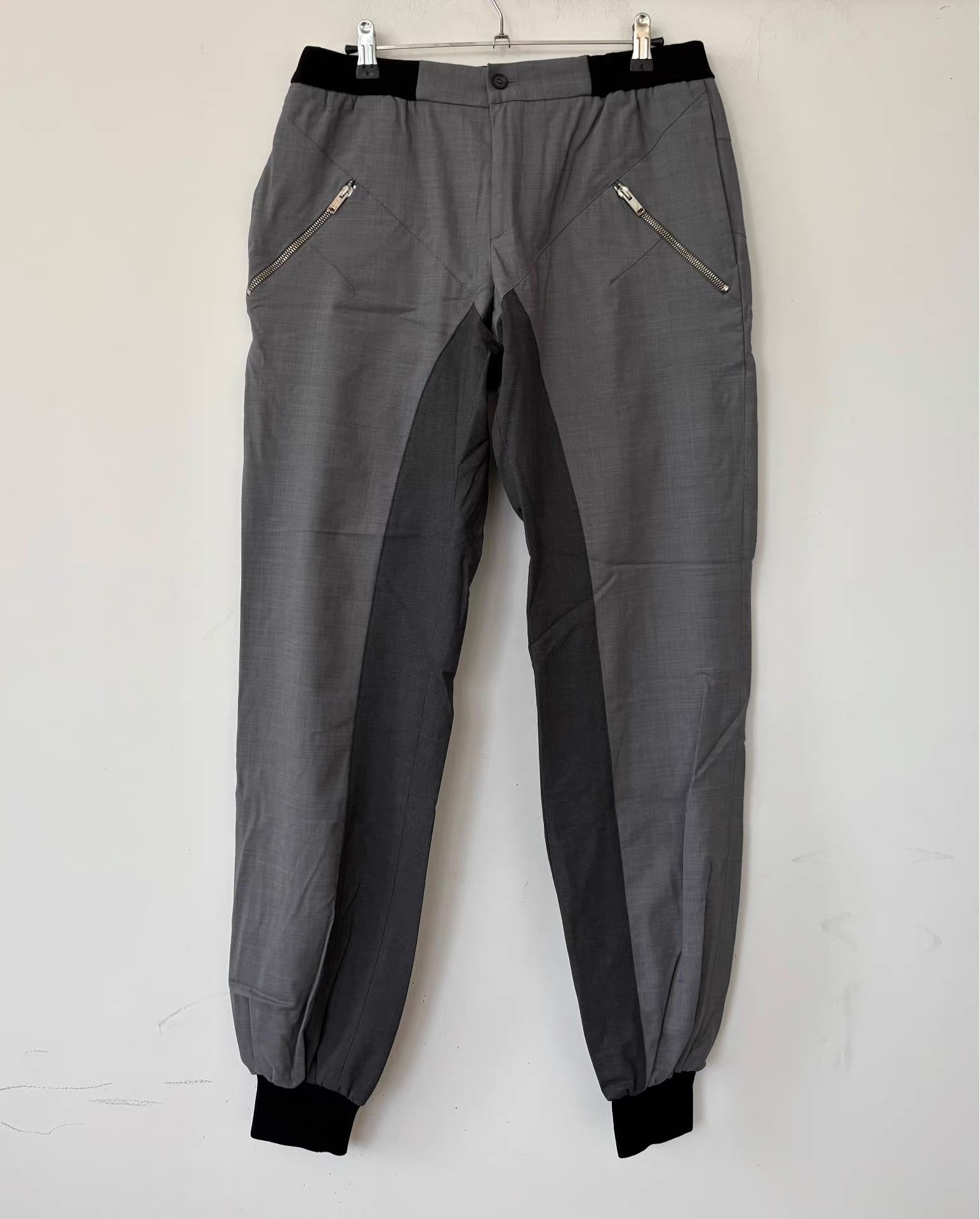 Les Hommes Les Hommes Men's Grey Paneled Casual Pants Ｑ21 Size US 34 / EU 50 - 1 Thumbnail