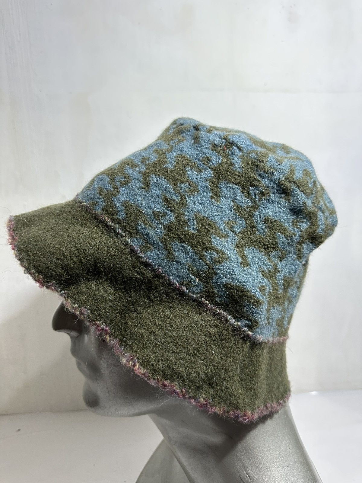Handmade CL4 Japanese Nice Design Colour Bucket Hats Size ONE SIZE - 1 Thumbnail