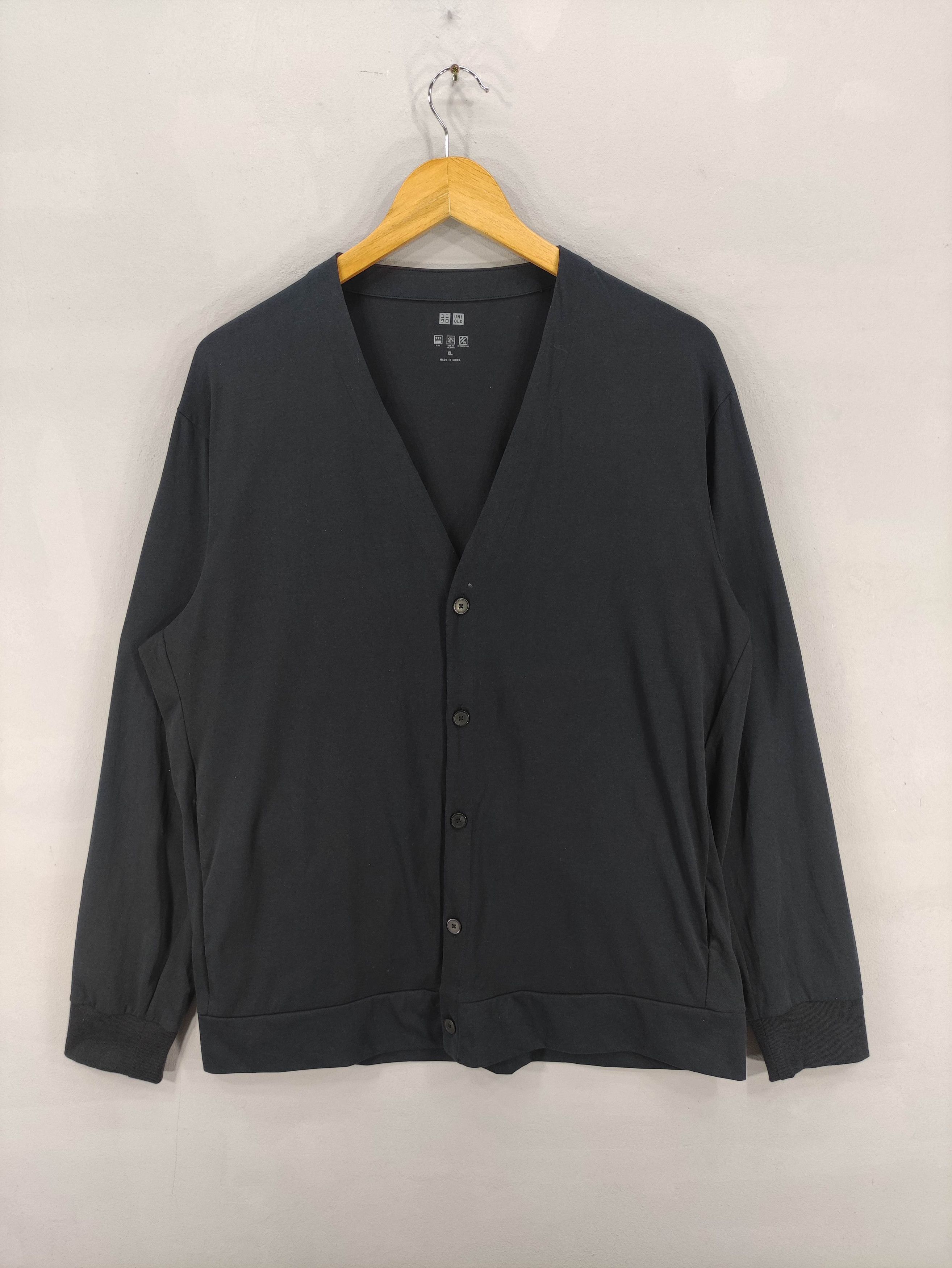 Uniqlo Uniqlo Arism Cardigan Button Up Size US XL / EU 56 / 4 - 1 Thumbnail