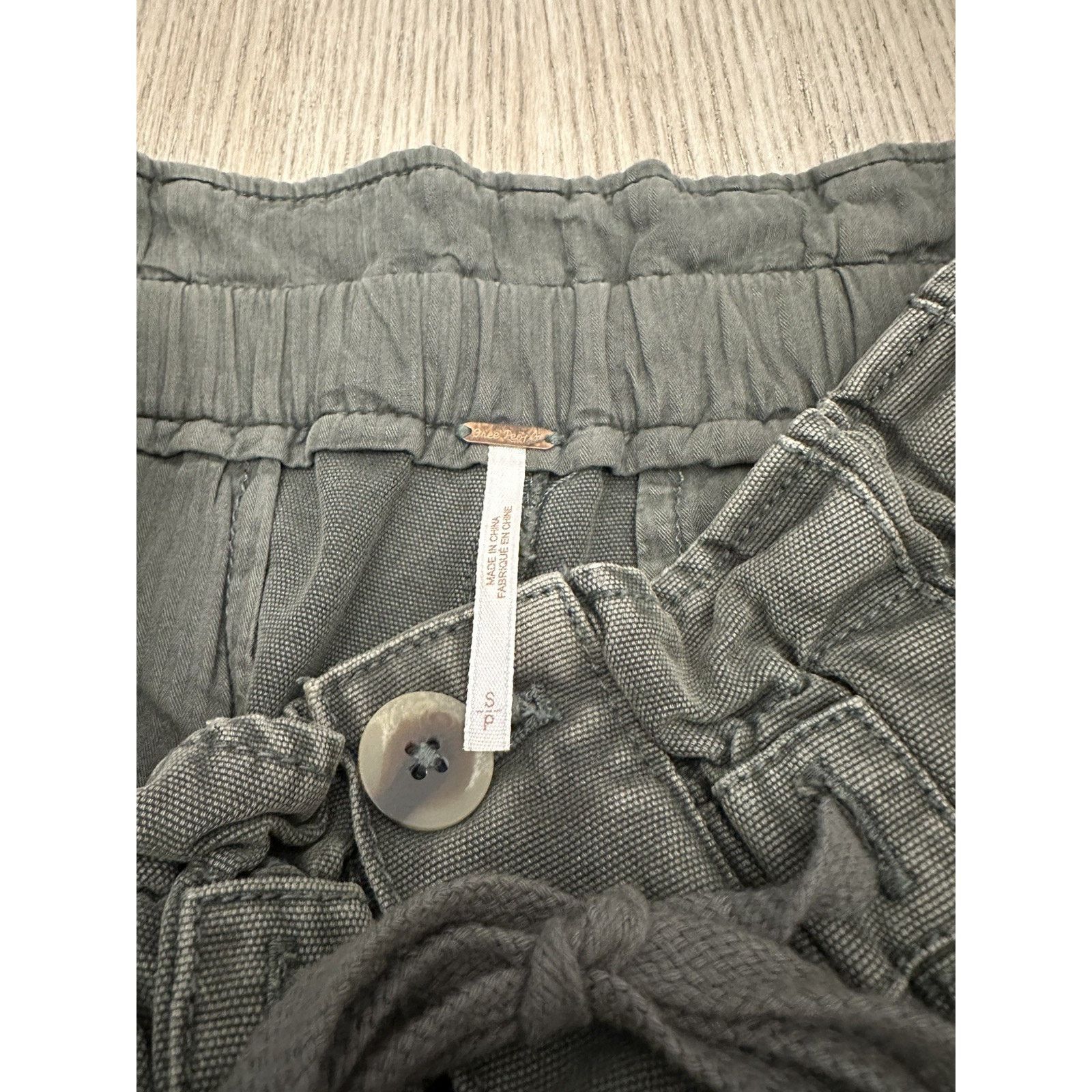 Free People Free People Womens S High-Waisted Olive Green Paperbag Pant Size 27" / US 4 / IT 40 - 4 Thumbnail