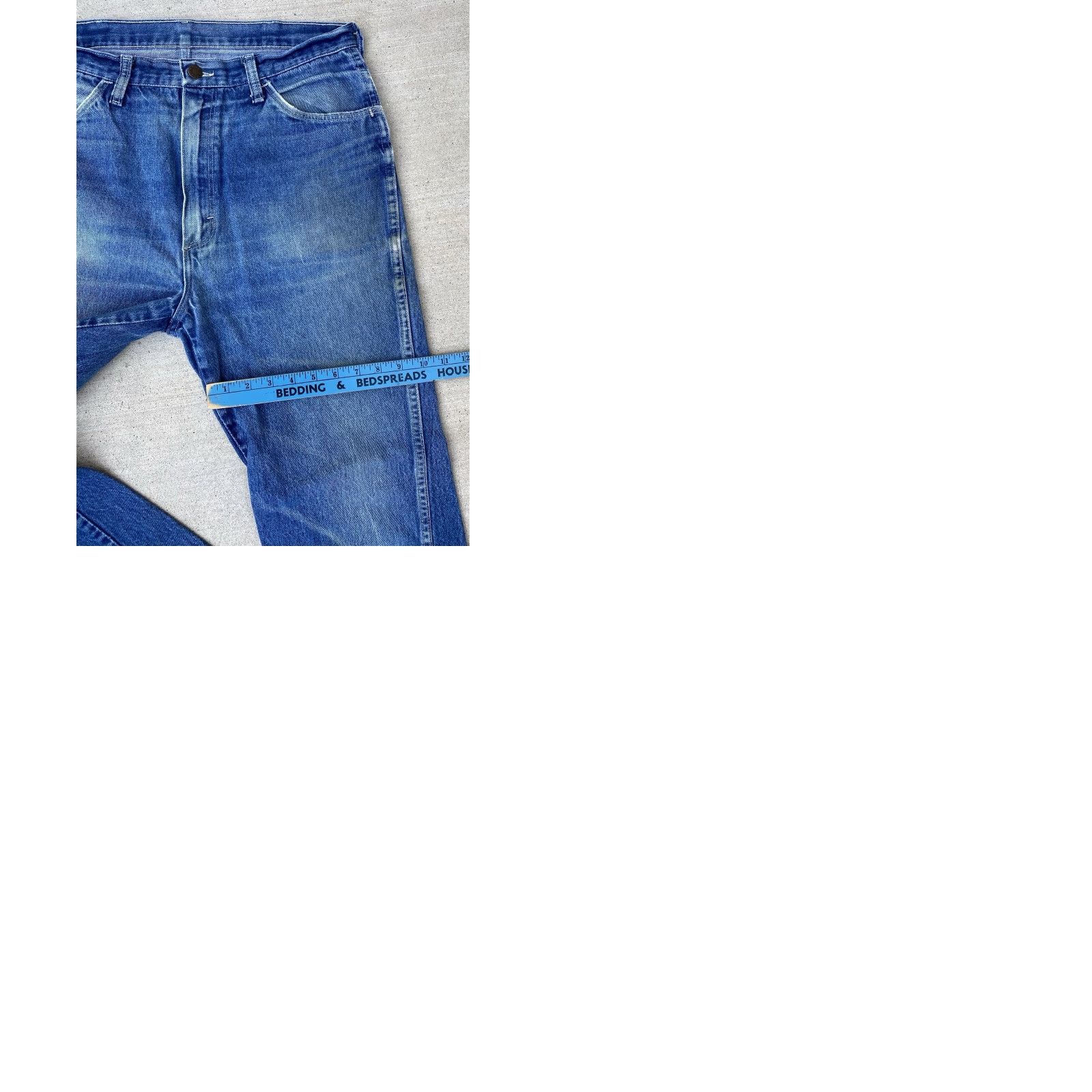 Vintage VINTAGE Maverick Jeans 34 XL 33 Waist 33 Inseam 33 Western Cowboy Denim Blue 100% Cotton Embroidered Pockets Zipper Rise High Stretch Not Distressed Size US 34 / EU 50 - 12 Thumbnail