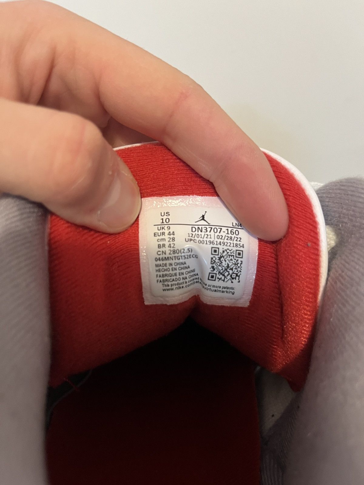 Jordan Brand Jordan 3 Retro Fire Red (2022) Size US 10 / EU 43 - 9 Thumbnail