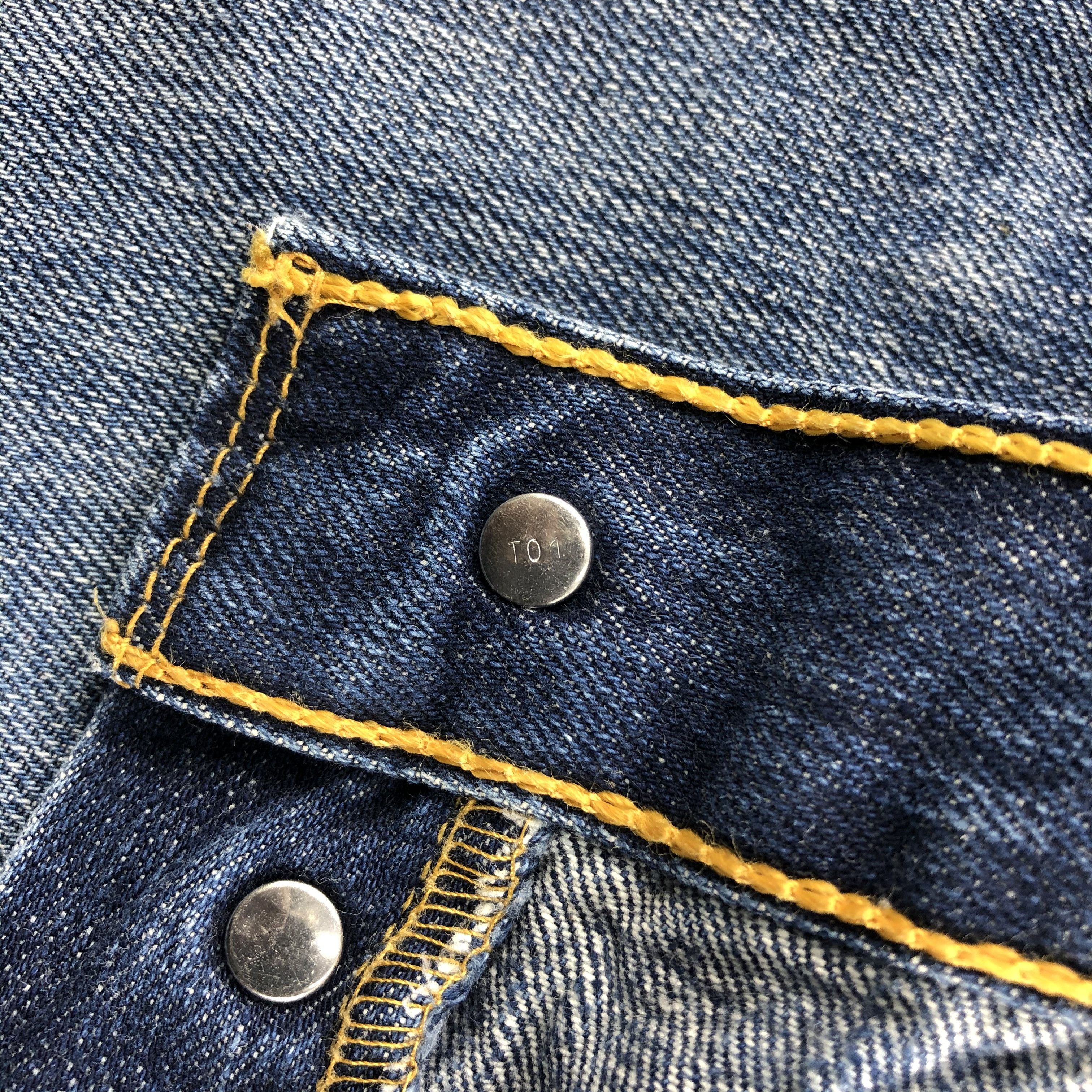 Levi's × Vintage Vintage 90s Levis 501 Jeans-JM942 Size US 37 - 9 Thumbnail