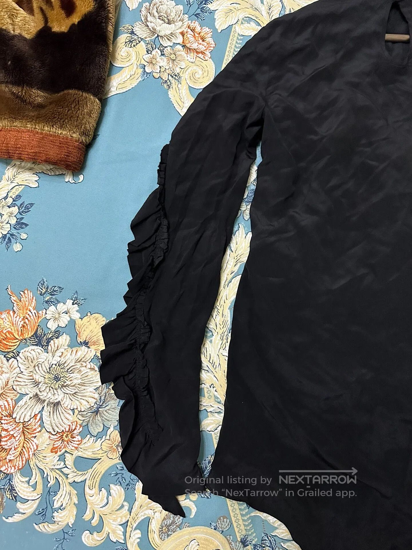 Petar Petrov Black Silk Ruffle Sleeve Top. Size M / US 6-8 / IT 42-44 - 5 Thumbnail