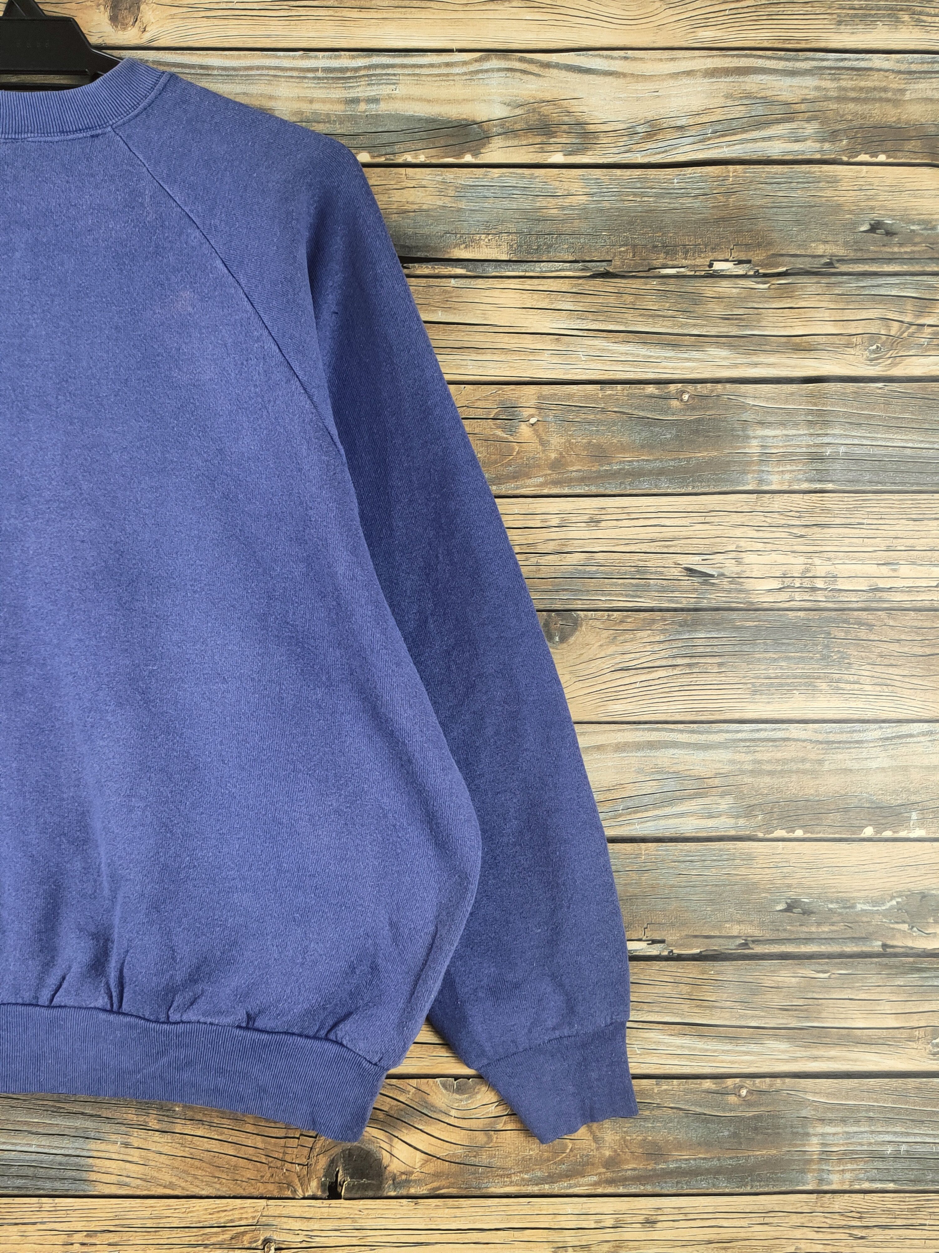 Fruit Of The Loom Vintage Fruit of the Loom Purple plain Sweatshirts #S2866 Size L / US 10 / IT 46 - 9 Thumbnail