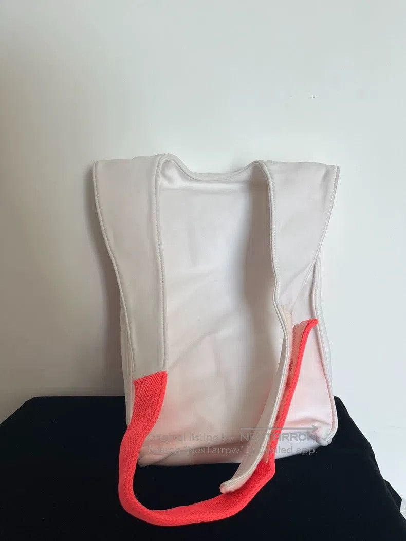 Japanese Brand Japanese Brand fotus Fluorescent Pink Crossbody Bag Size ONE SIZE - 4 Thumbnail