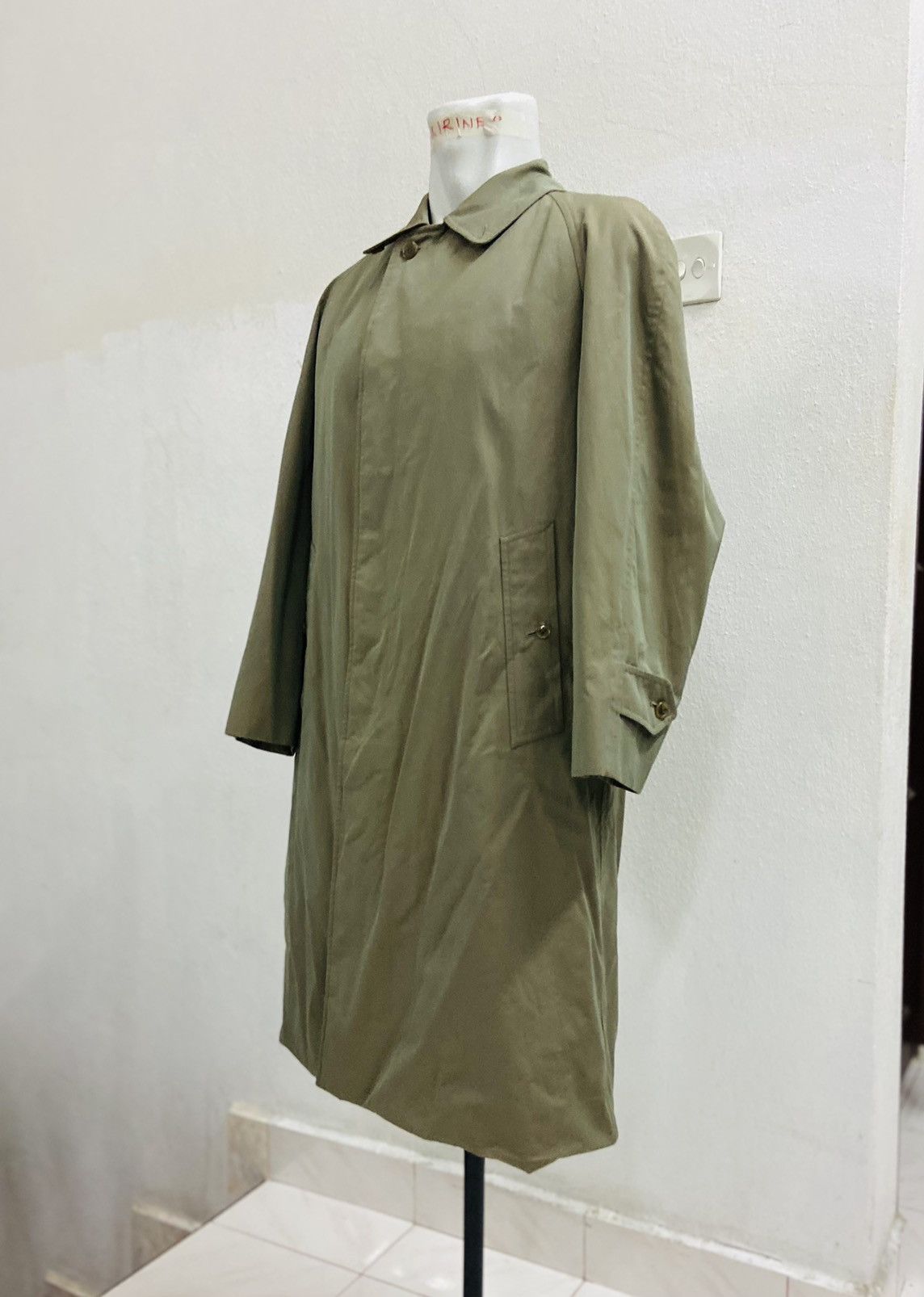 Burberry × Vintage VINTAGE BURBERRY TRENCH COAT. Size US M / EU 48-50 / 2 - 4 Thumbnail