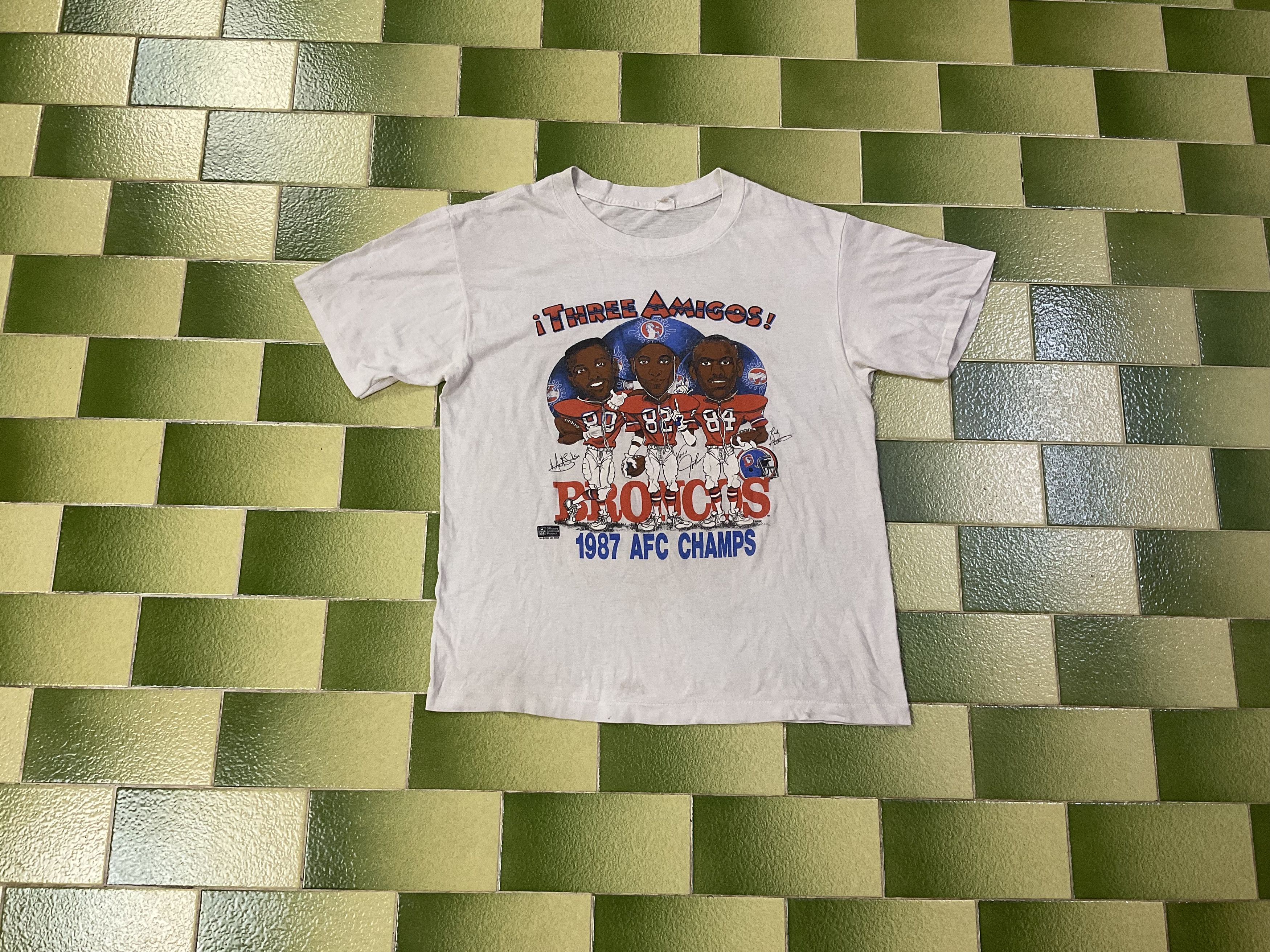Vintage 3 Amigos NFL Broncos 1987 AFC T-Shirt Soft & Thin