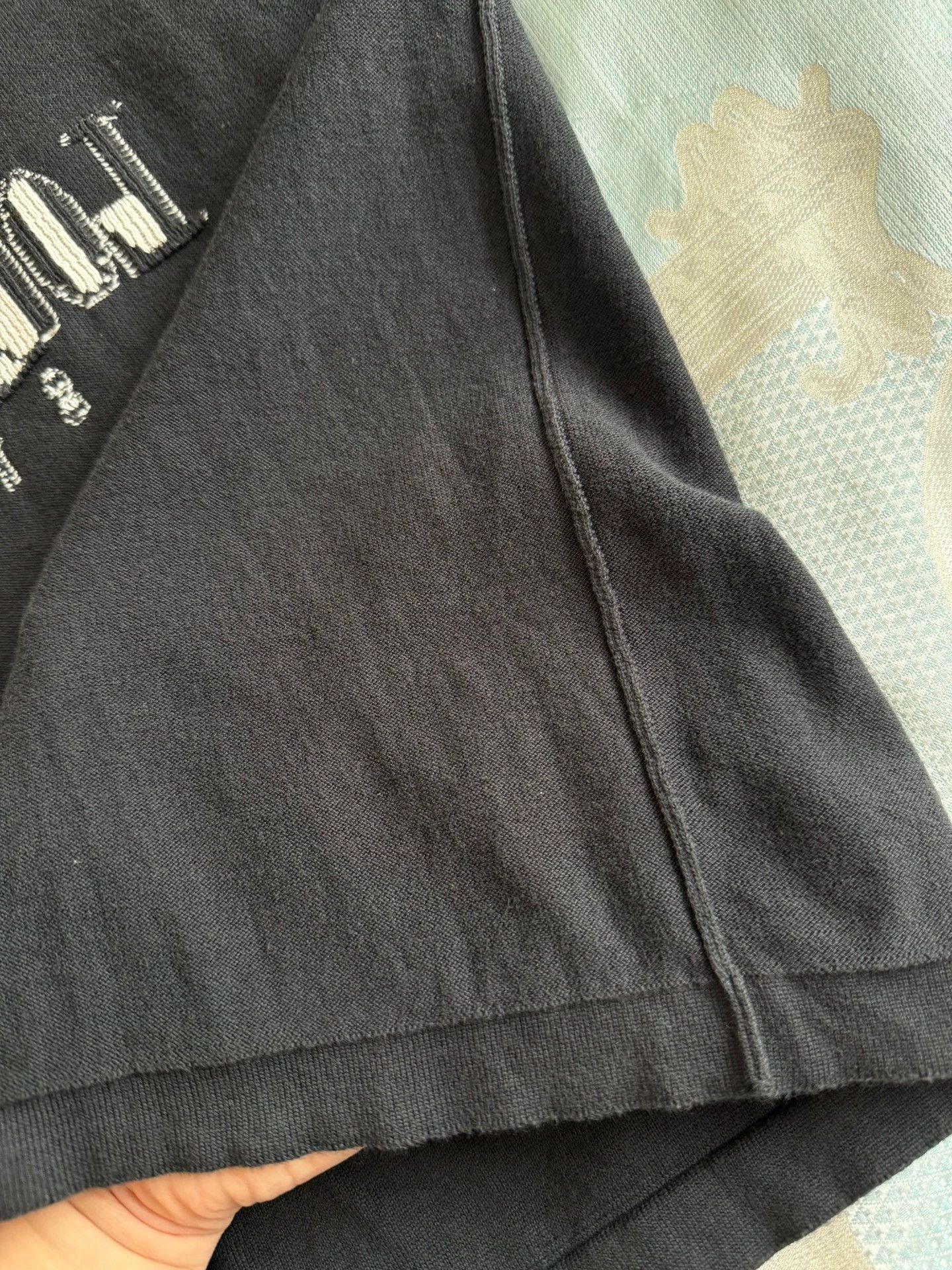 Louis Vuitton LV Short-Sleeve Knit T-Shirt L w/ LV Logo & Graphic Size US L / EU 52-54 / 3 - 5 Thumbnail