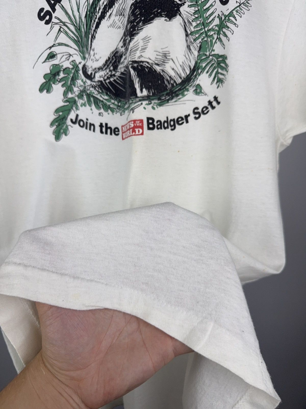 Vintage Vintage 90s Retro Save The BADGERS rare Tee Shirt Size US L / EU 52-54 / 3 - 12 Thumbnail