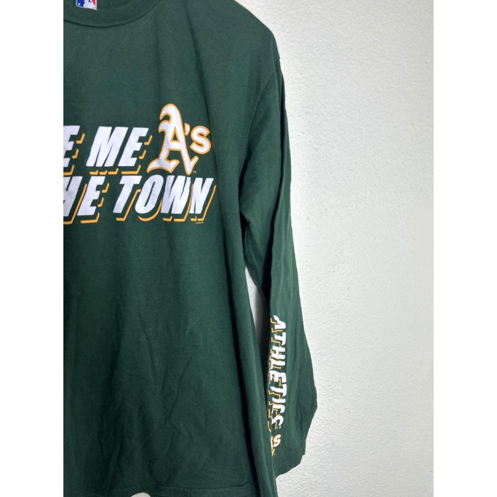 Vintage Oakland Athletics Mens Long Sleeve T-Shirt Green L Take Me To The Town Athletic Size US L / EU 52-54 / 3 - 4 Thumbnail