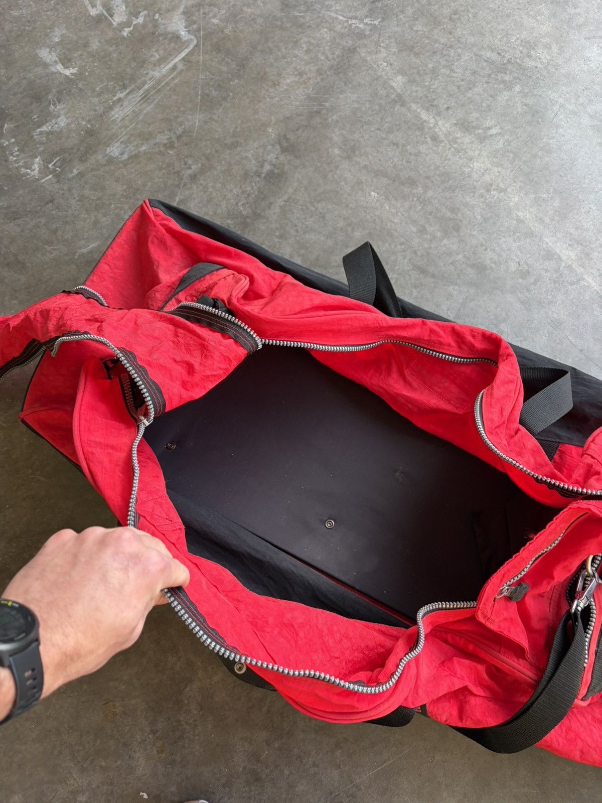 Marlboro Vintage Marlboro Rolling Travel Duffle Bag Suit Case 1990s Size ONE SIZE - 6 Thumbnail